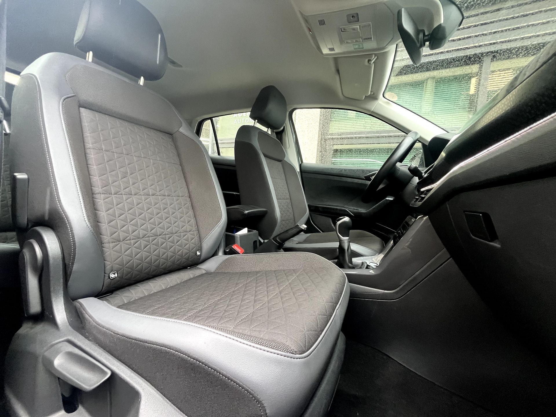 volkswagen T-Cross 110CH 110ch R-Line Tech