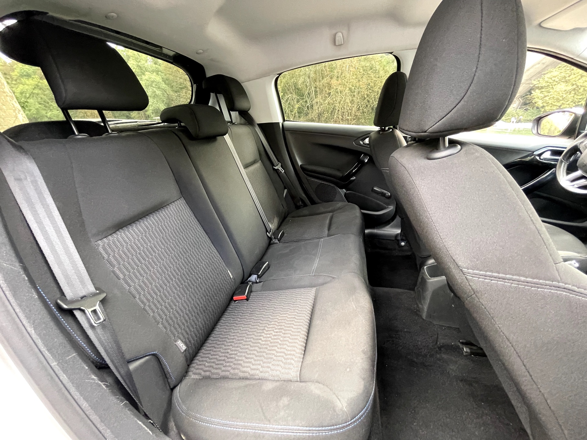Peugeot 208 1.2 vti 82ch style