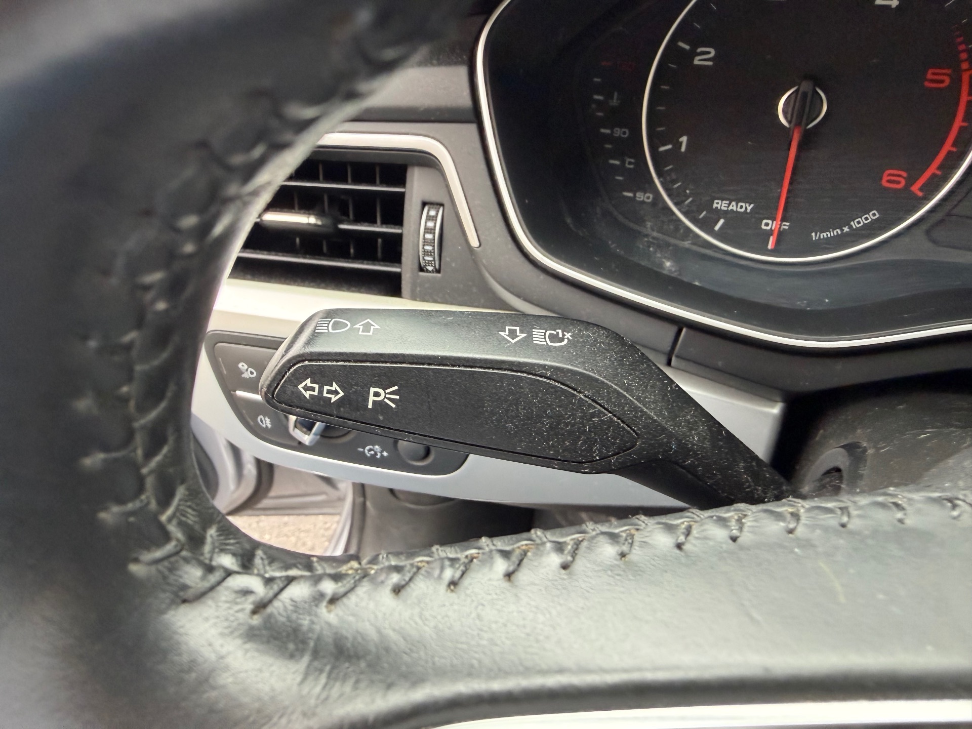Audi A4 2.0 tdi BUSINESS LINE