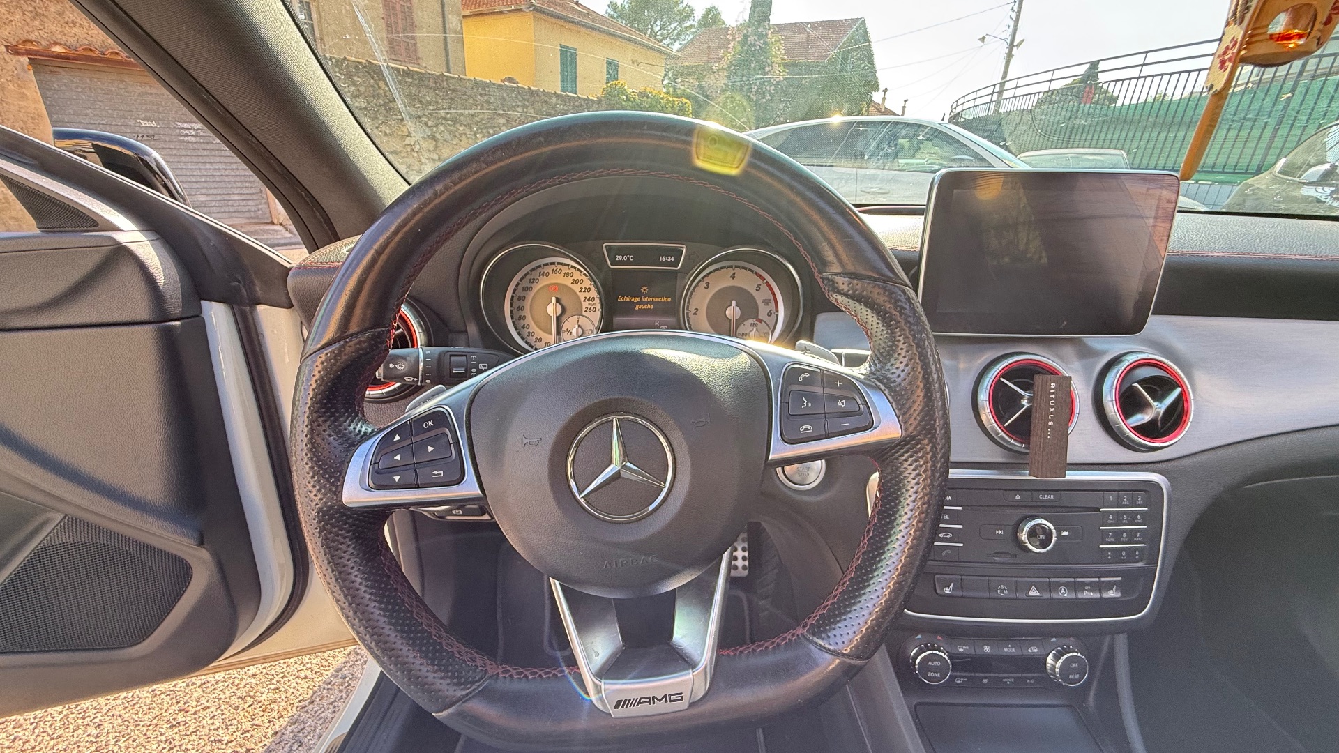 Mercedes-Benz CLA SHOOTING BREAK 220 2.2 CDI 177ch AMG-Line