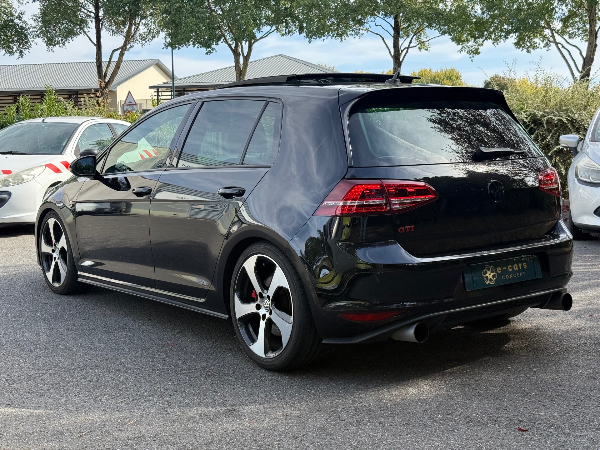Volkswagen Golf 2.0 TFSI 16V Blue Motion 230ch GTI Performance