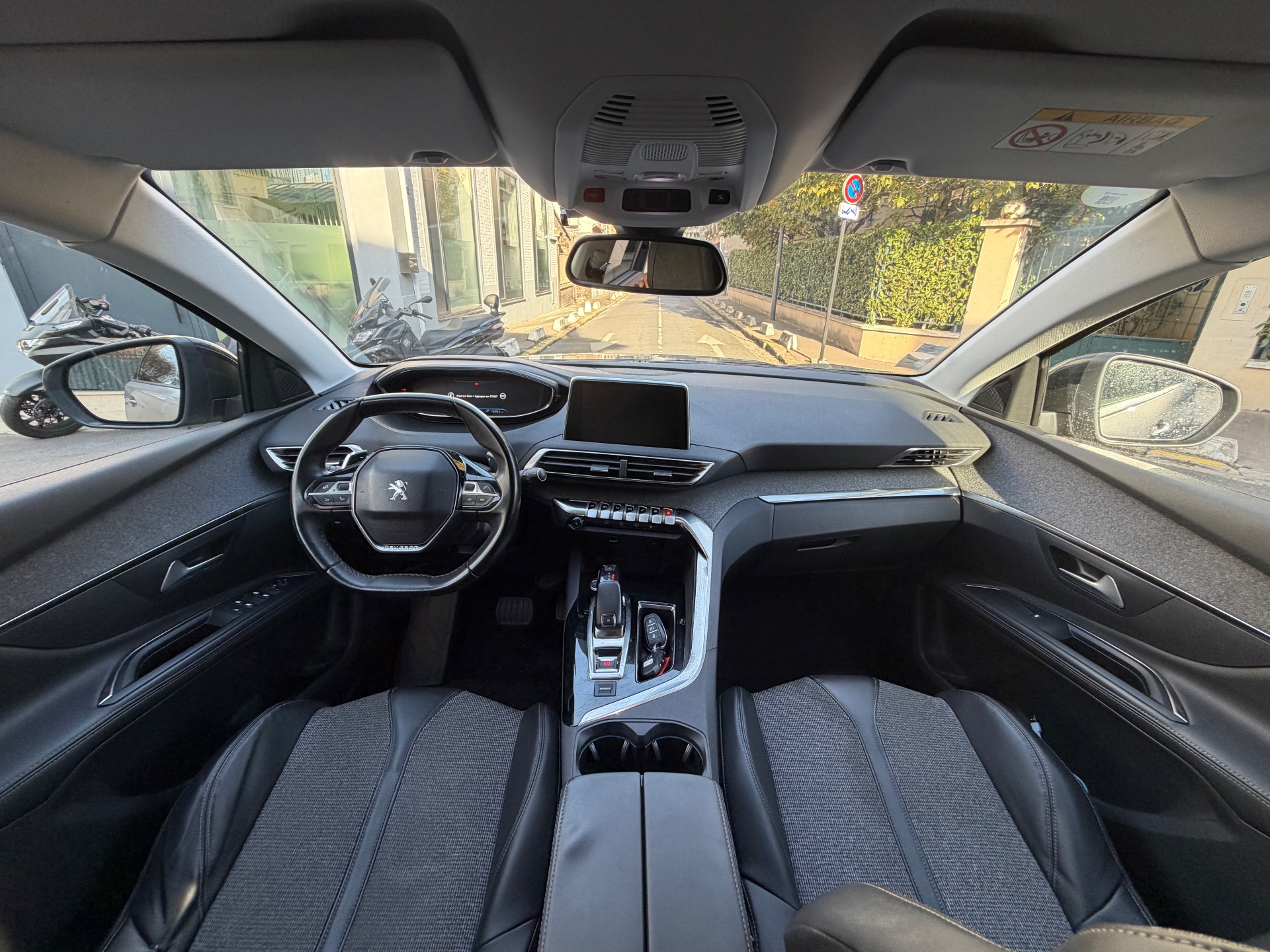 Peugeot 5008 1.6Bluehdi 120ch Allure