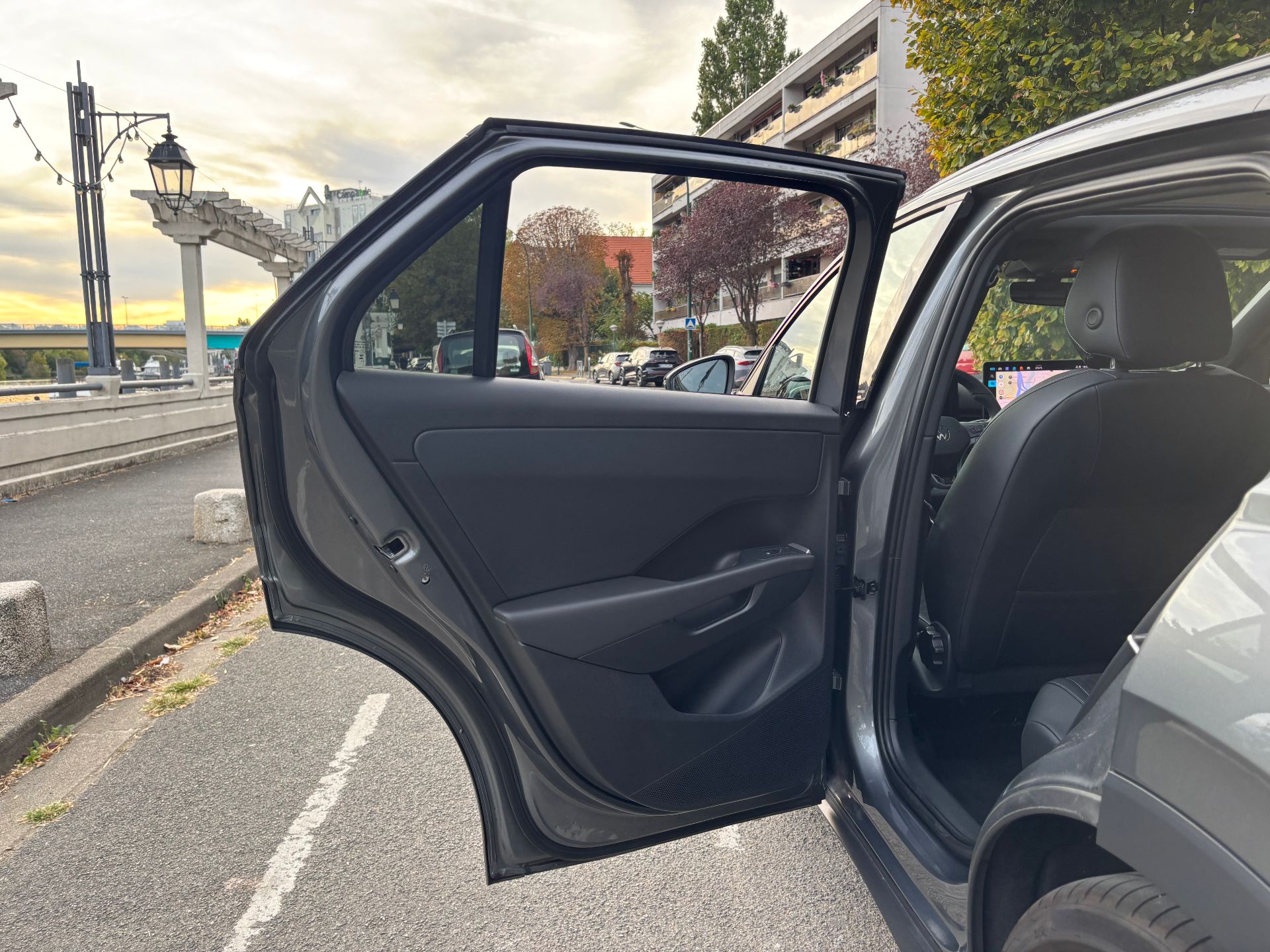 Volkswagen T-Roc 1.5 e-tsi 150ch R-line