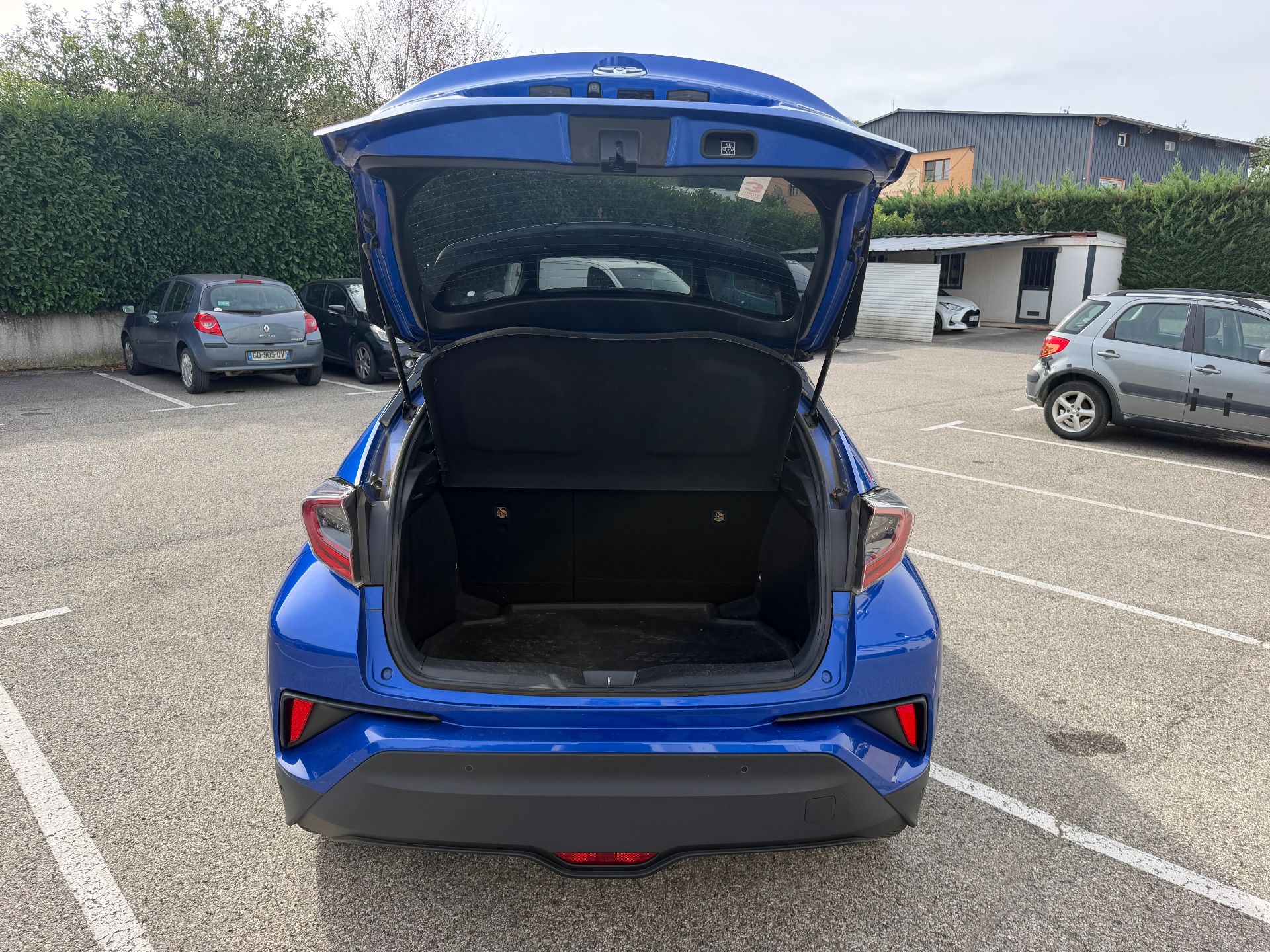Toyota C-HR HYBRID