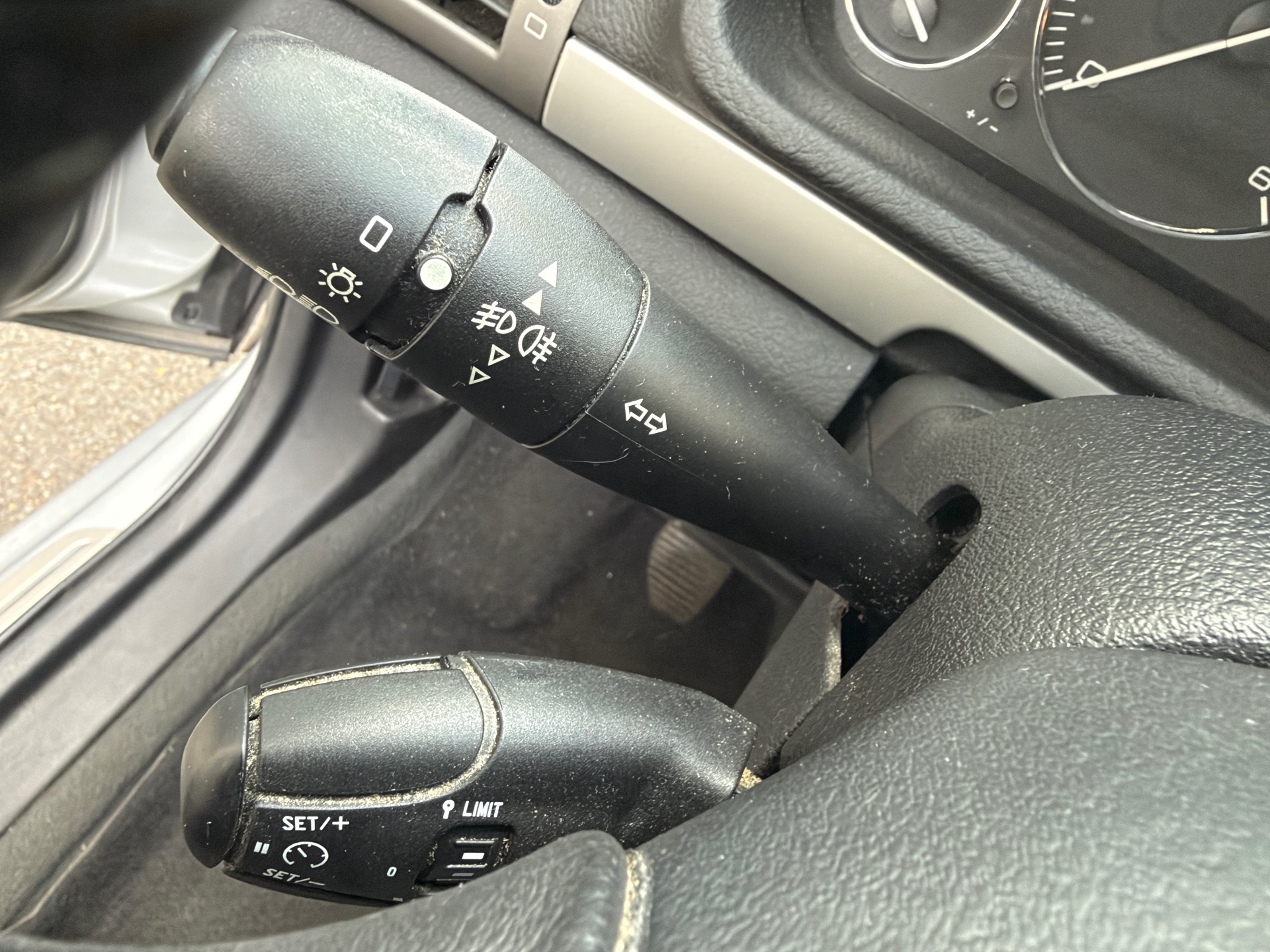 Peugeot 407 1.6 HDI 110ch “Confort Pack”