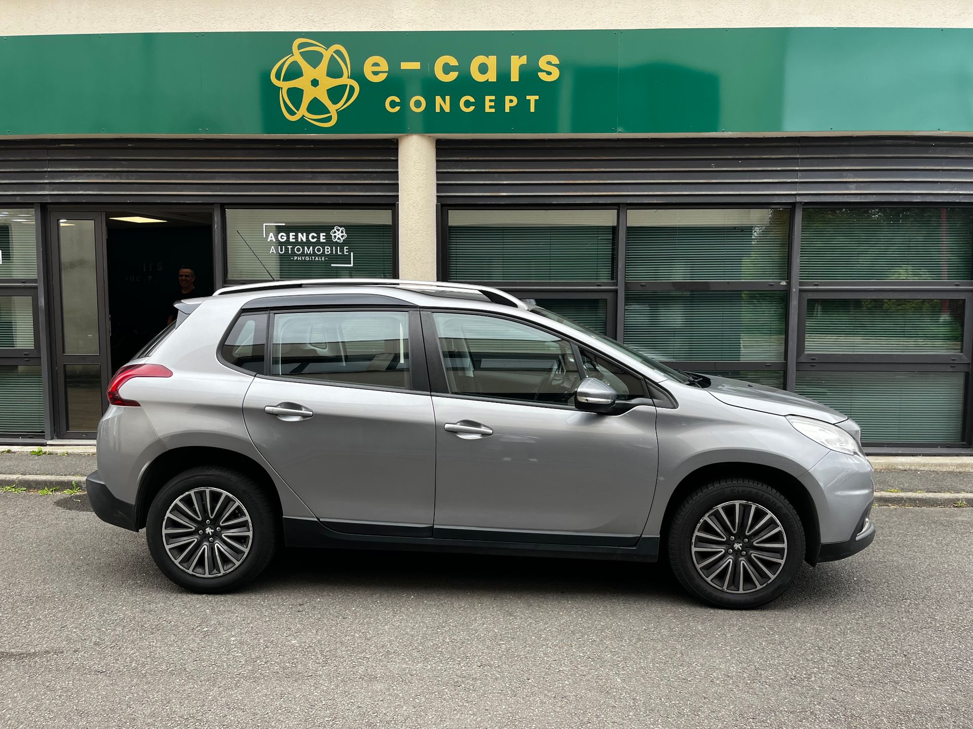 Peugeot 2008 1.6 BLUEHDI 75ch ACTIVE
