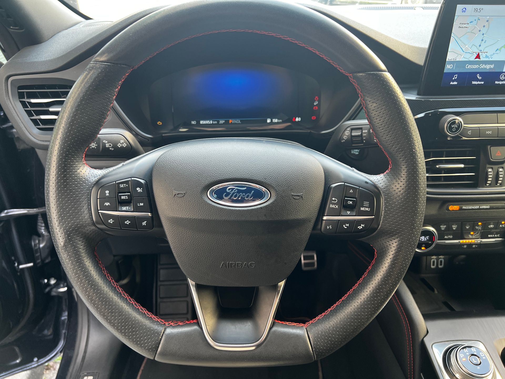 Ford Kuga 2.5 DURATEC HYBRID ST-LINE