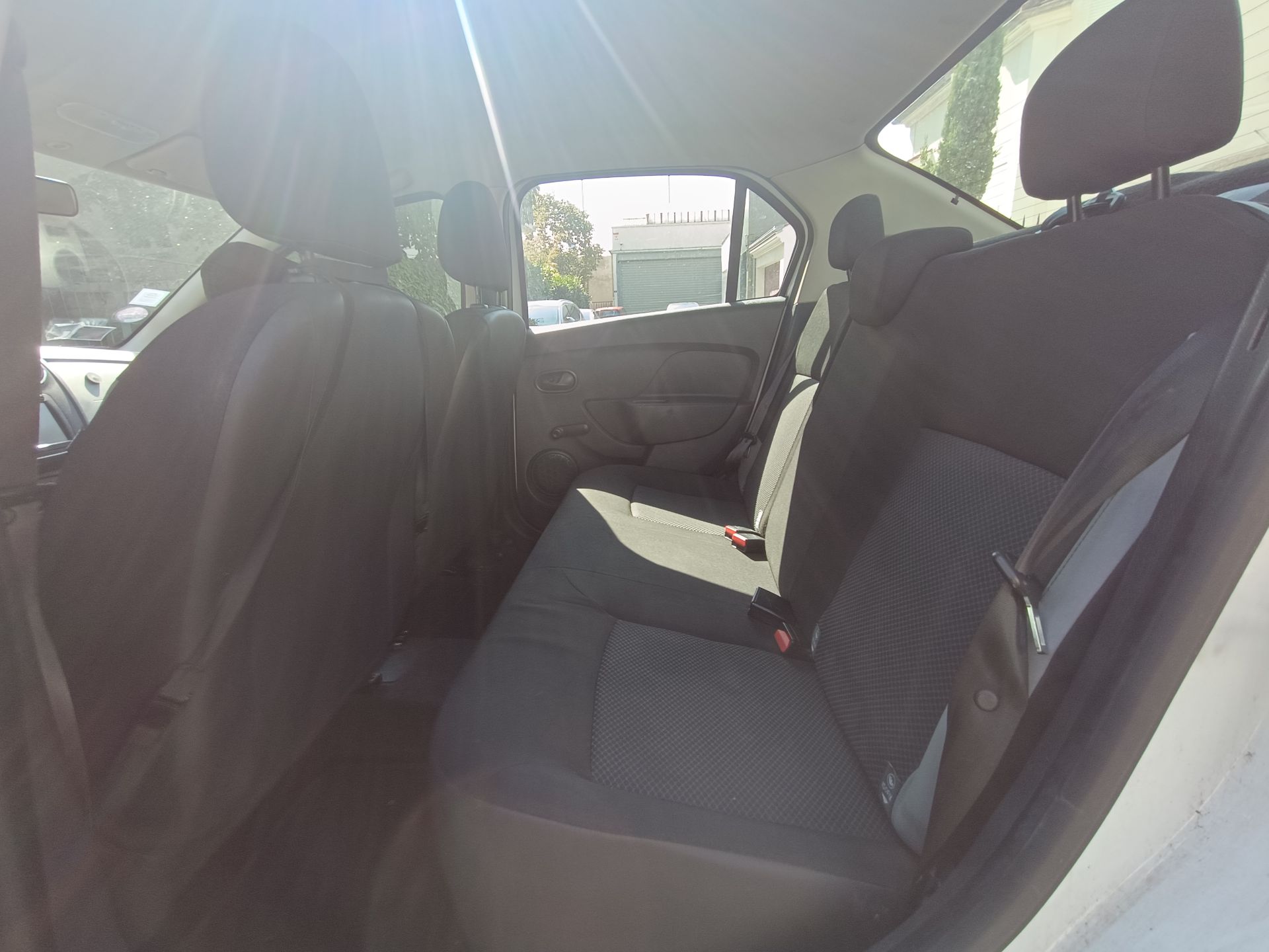 Dacia Logan 1.2i 75ch