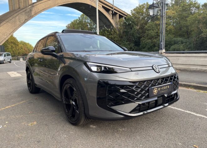 Volkswagen T-Roc 1.5 e-tsi 150ch R-line