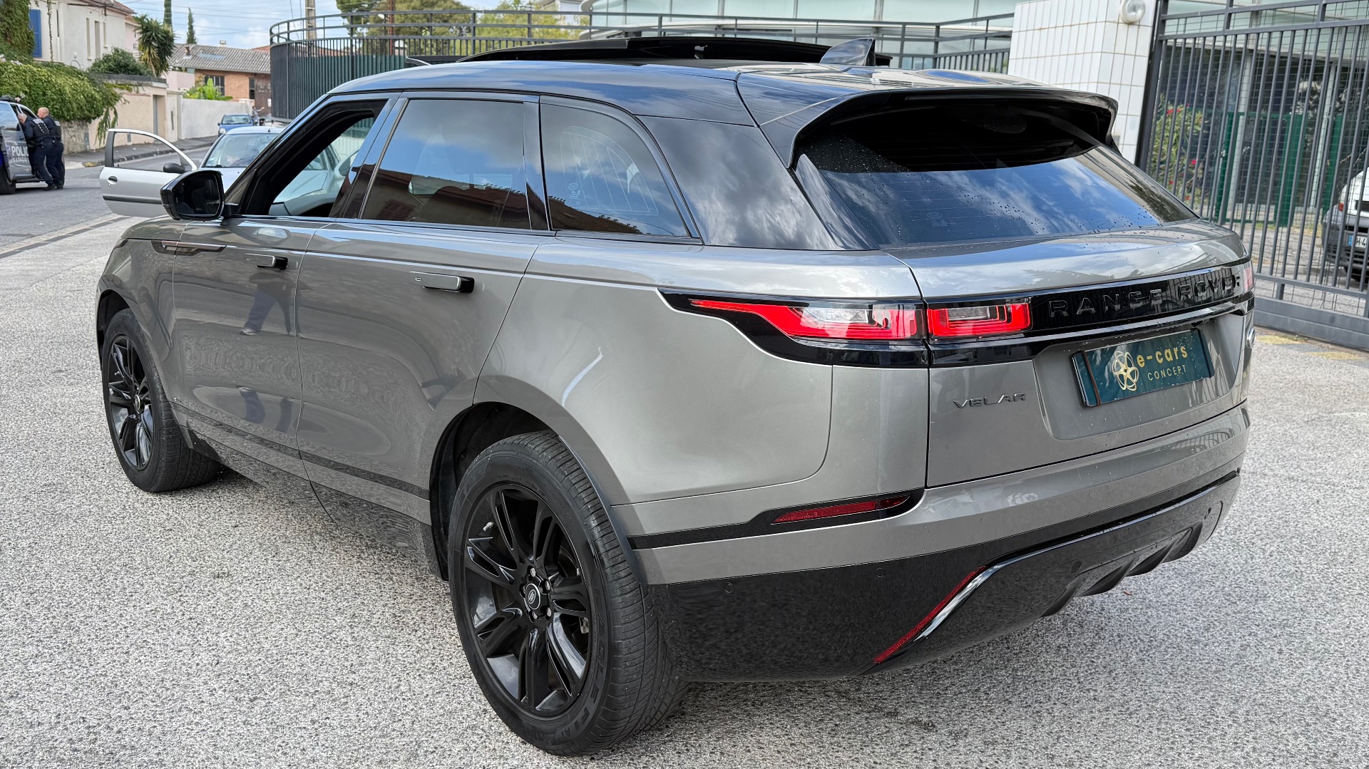 Land Rover Range Rover Velar 2.O SD4 240ch HSE R-DYNAMIC