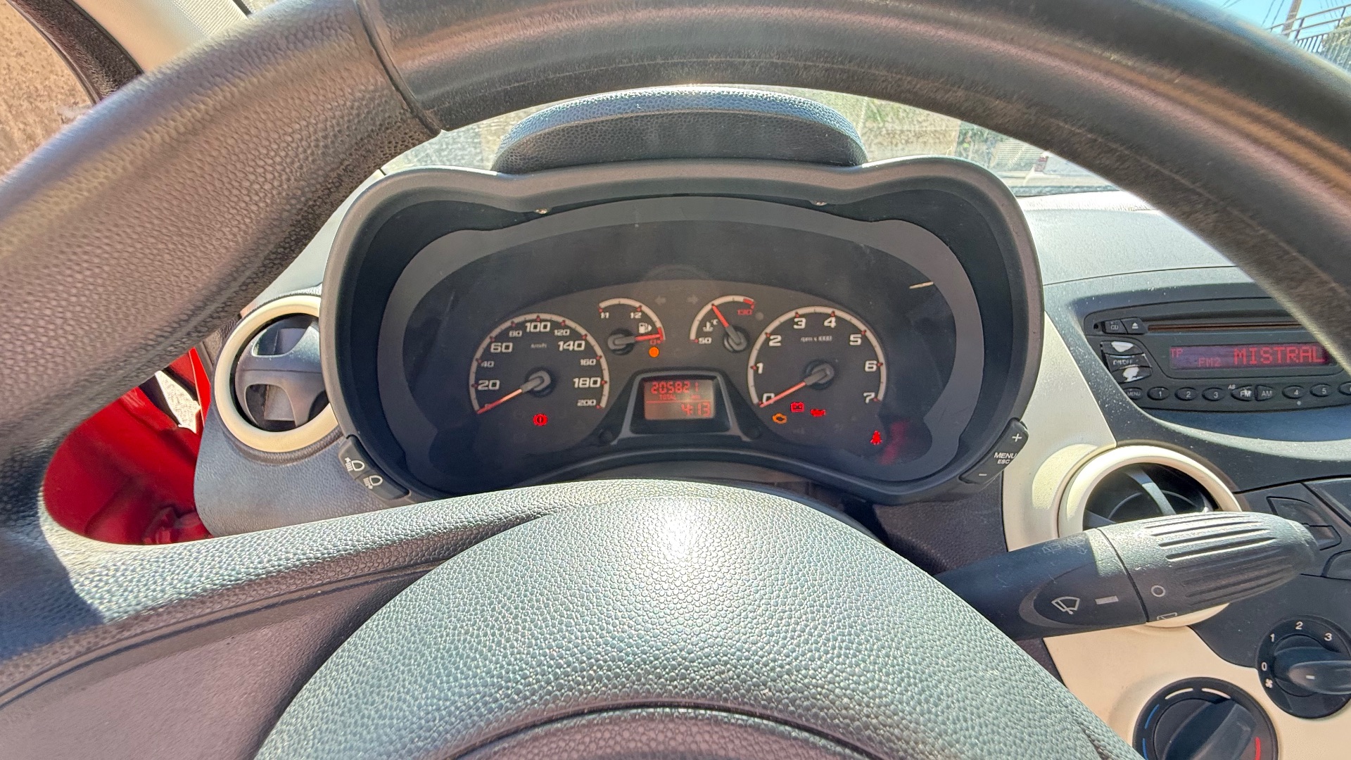 Ford Ka 1.2 ESSENCE 69ch TITANIUM