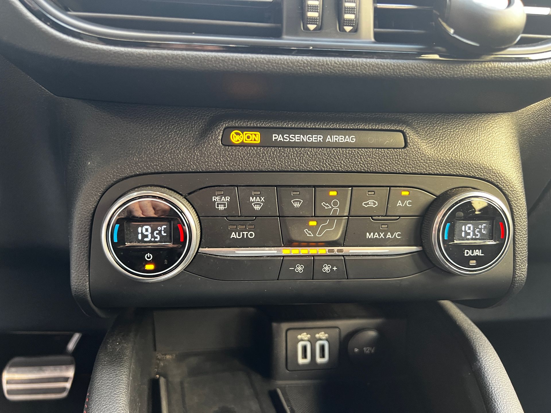 Ford Kuga 2.5 DURATEC HYBRID ST-LINE