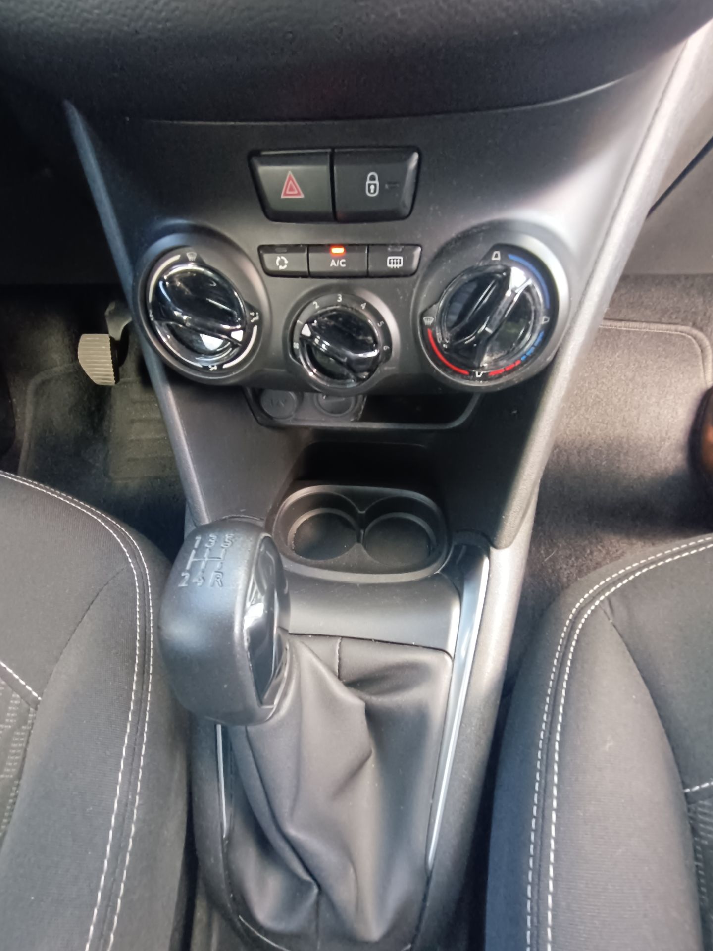 Peugeot 208 1.2 VTI 83ch