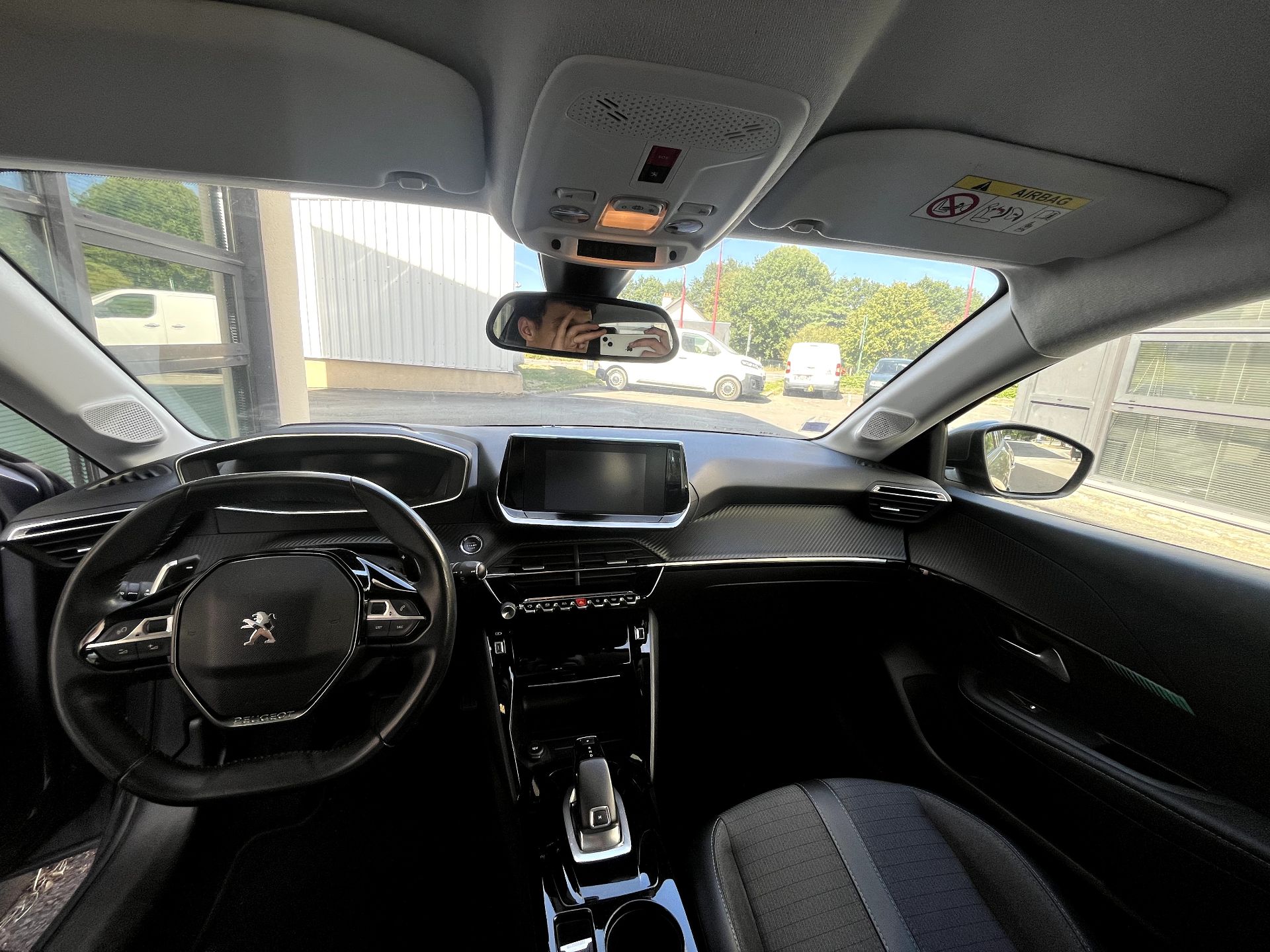 Peugeot 208 1.2 L 100ch Allur