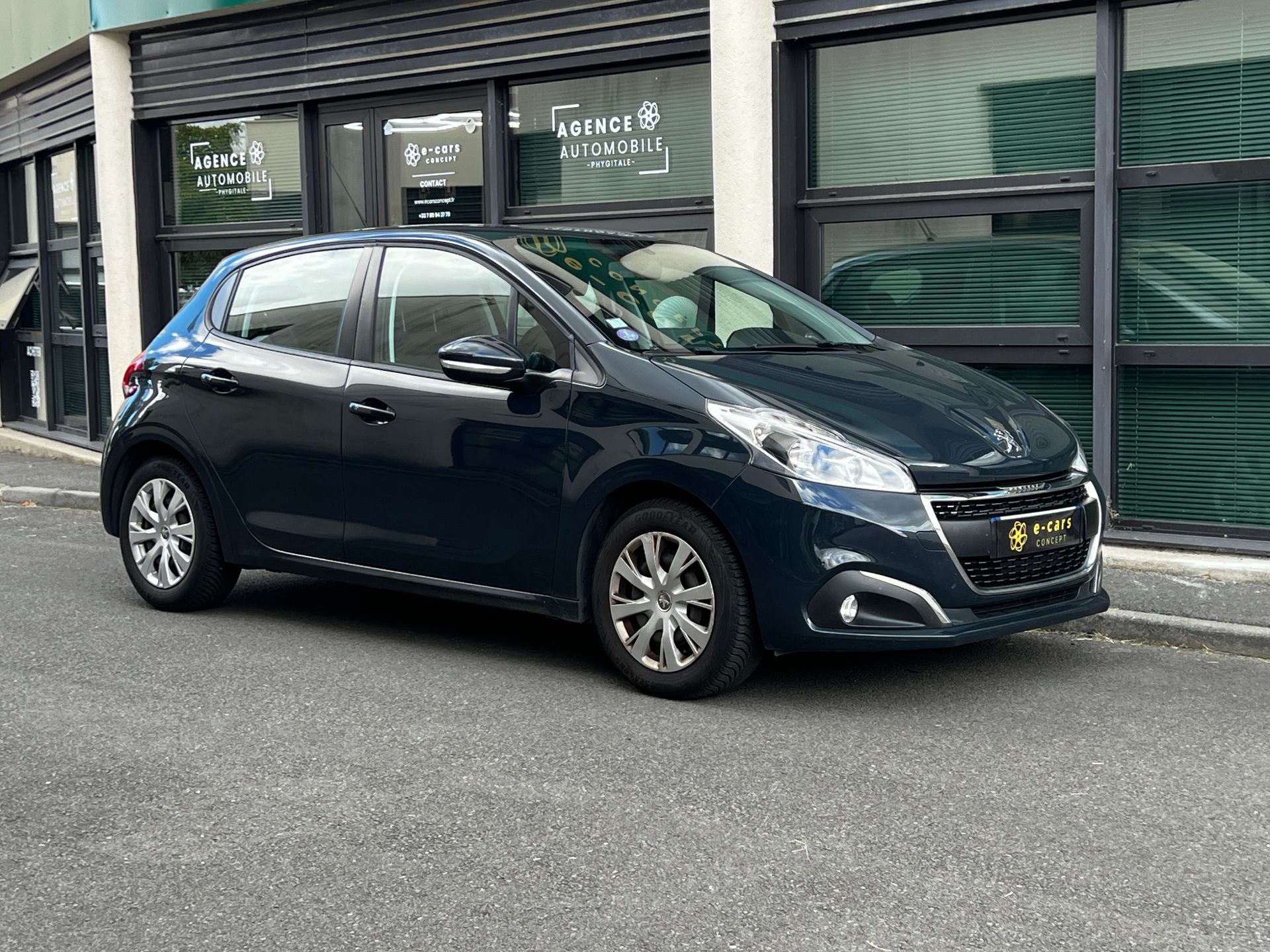 Peugoet 208 1.2 Pure tech 82ch ACTIVE
