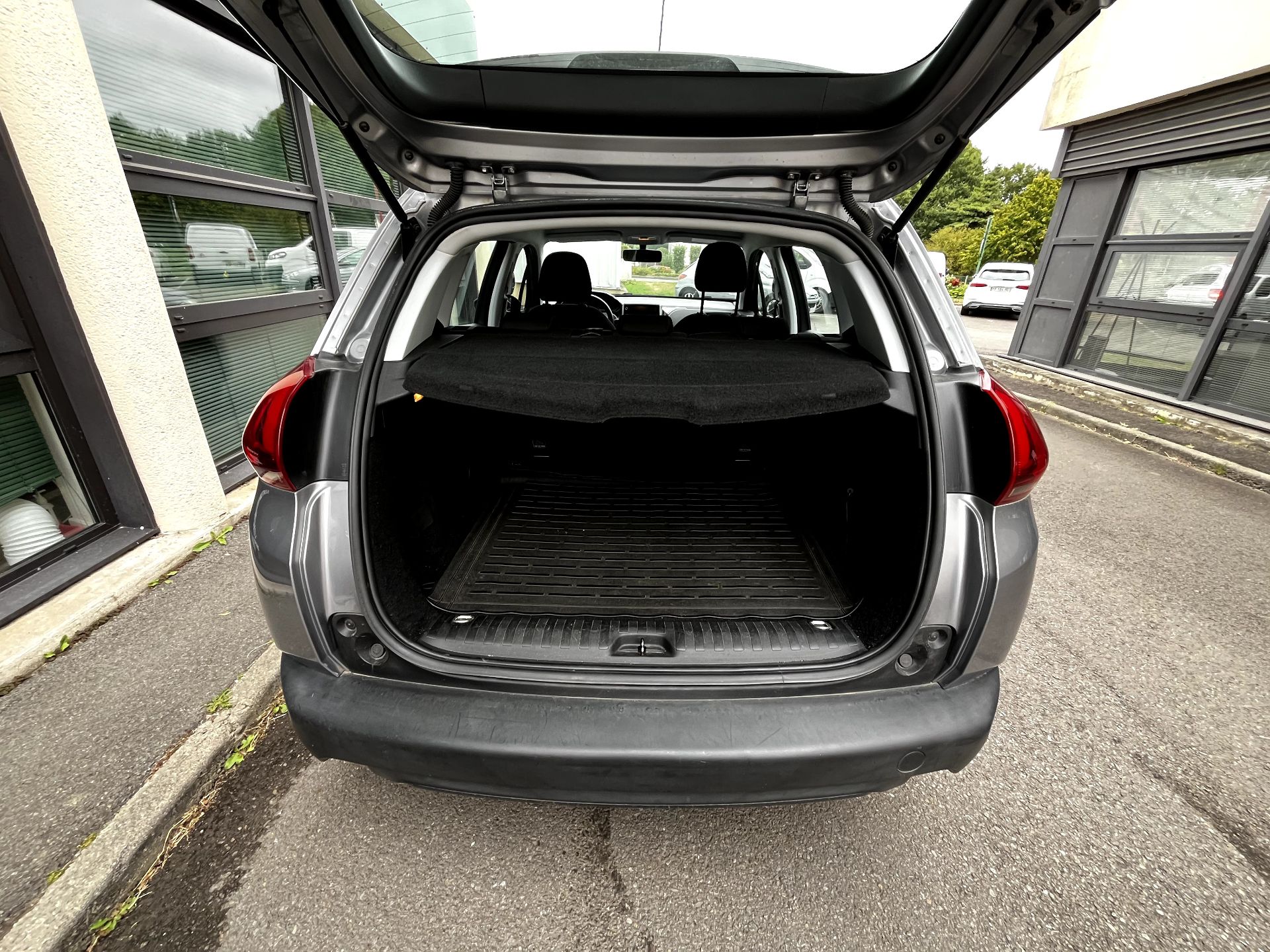 Peugeot 2008 1.6 BLUEHDI 75ch ACTIVE