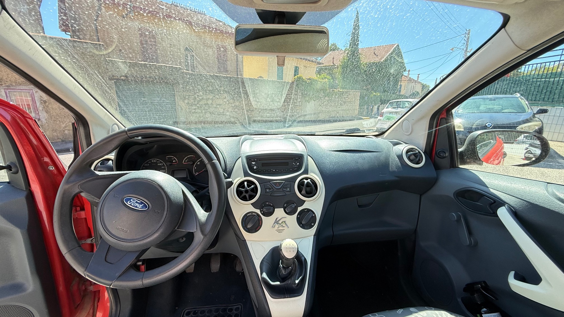Ford Ka 1.2 ESSENCE 69ch TITANIUM