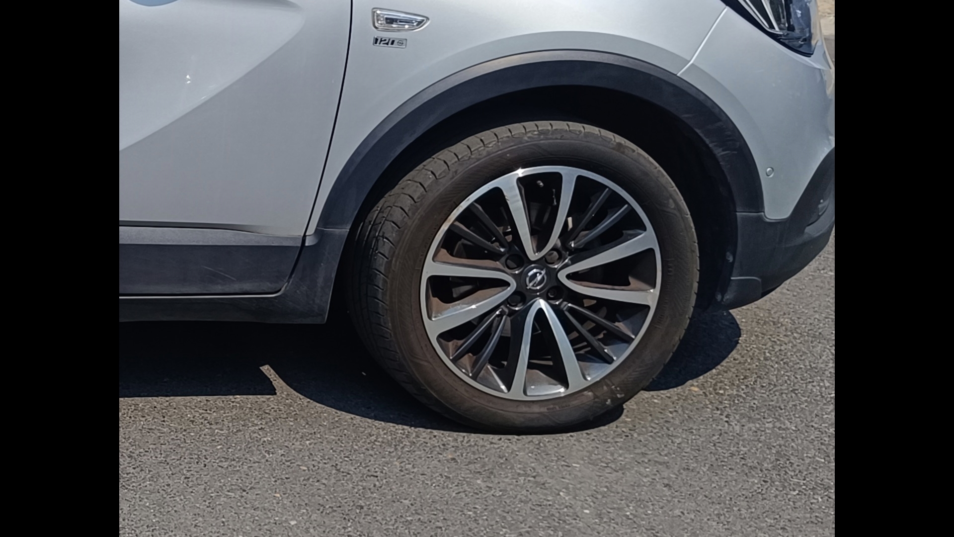 Opel crossland X 12 Turbo 110 cv boîte auto