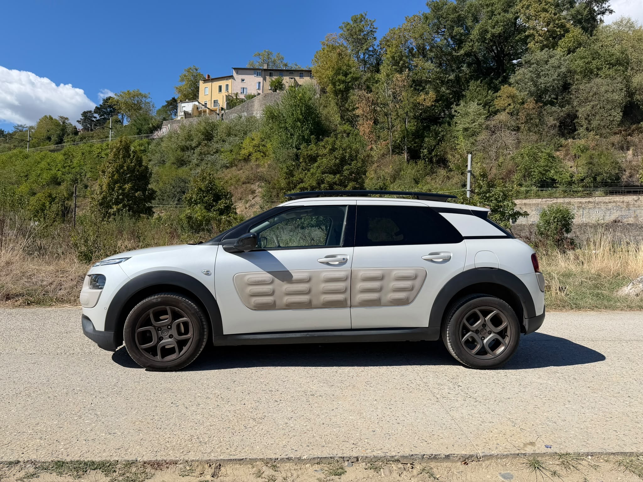 Citroen C4 CACTUS 1.6 BLUE HDI 99ch SHINE
