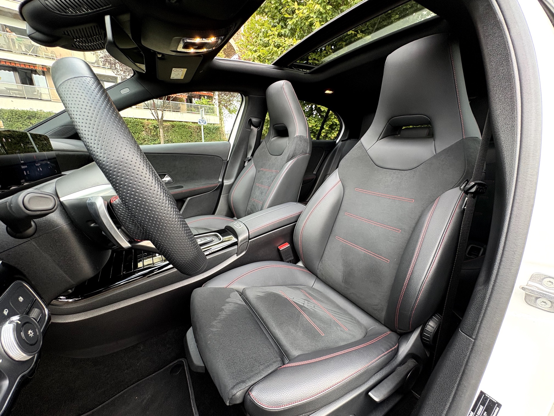 Mercedes-Benz Classe A 1.3 16V EQ Boost 7G-DCT BVA 136ch AMG LINE