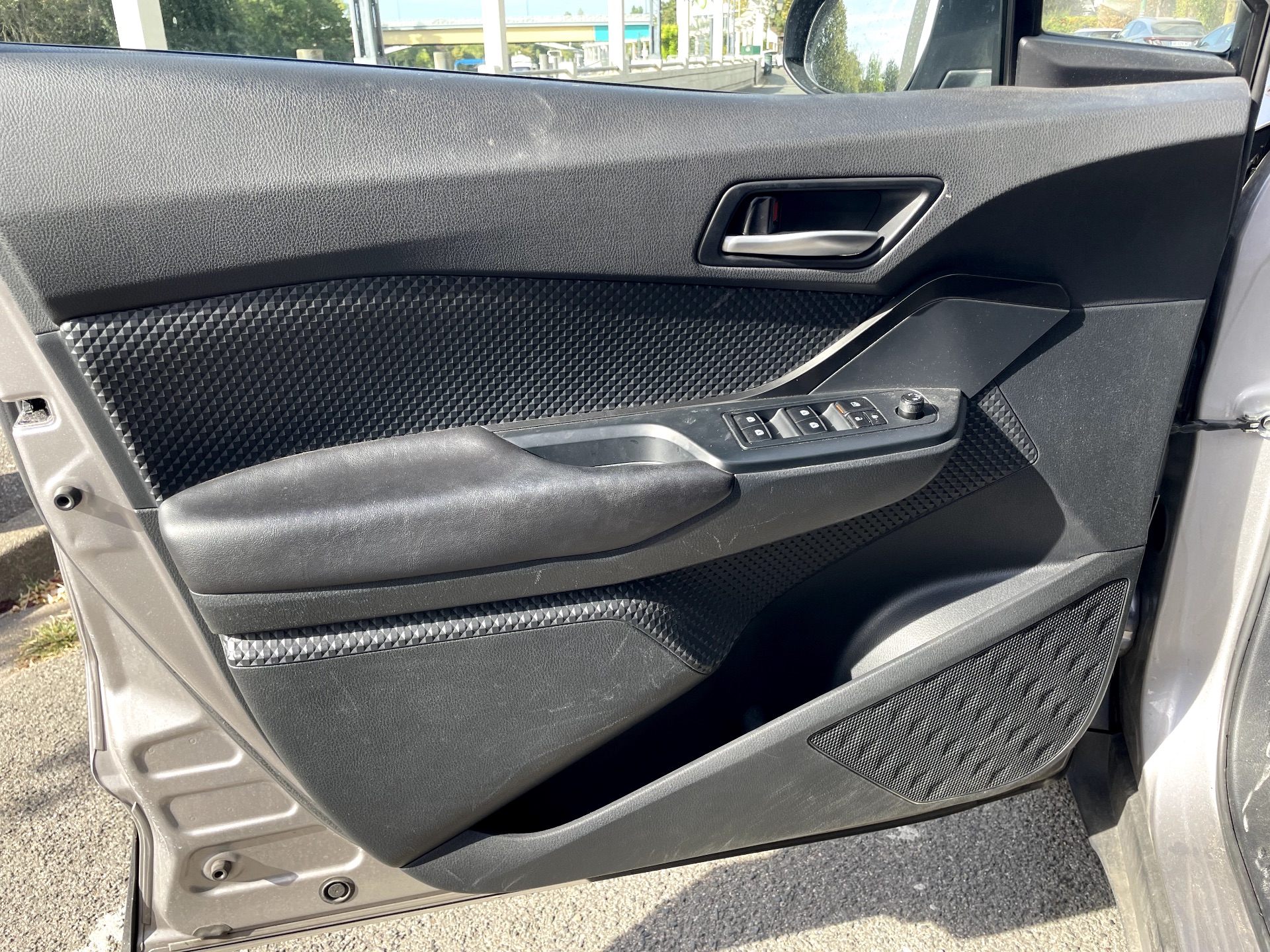 Toyota C-HR 1.8 VVT-i 16V 122ch DYNAMIC BUSINESS