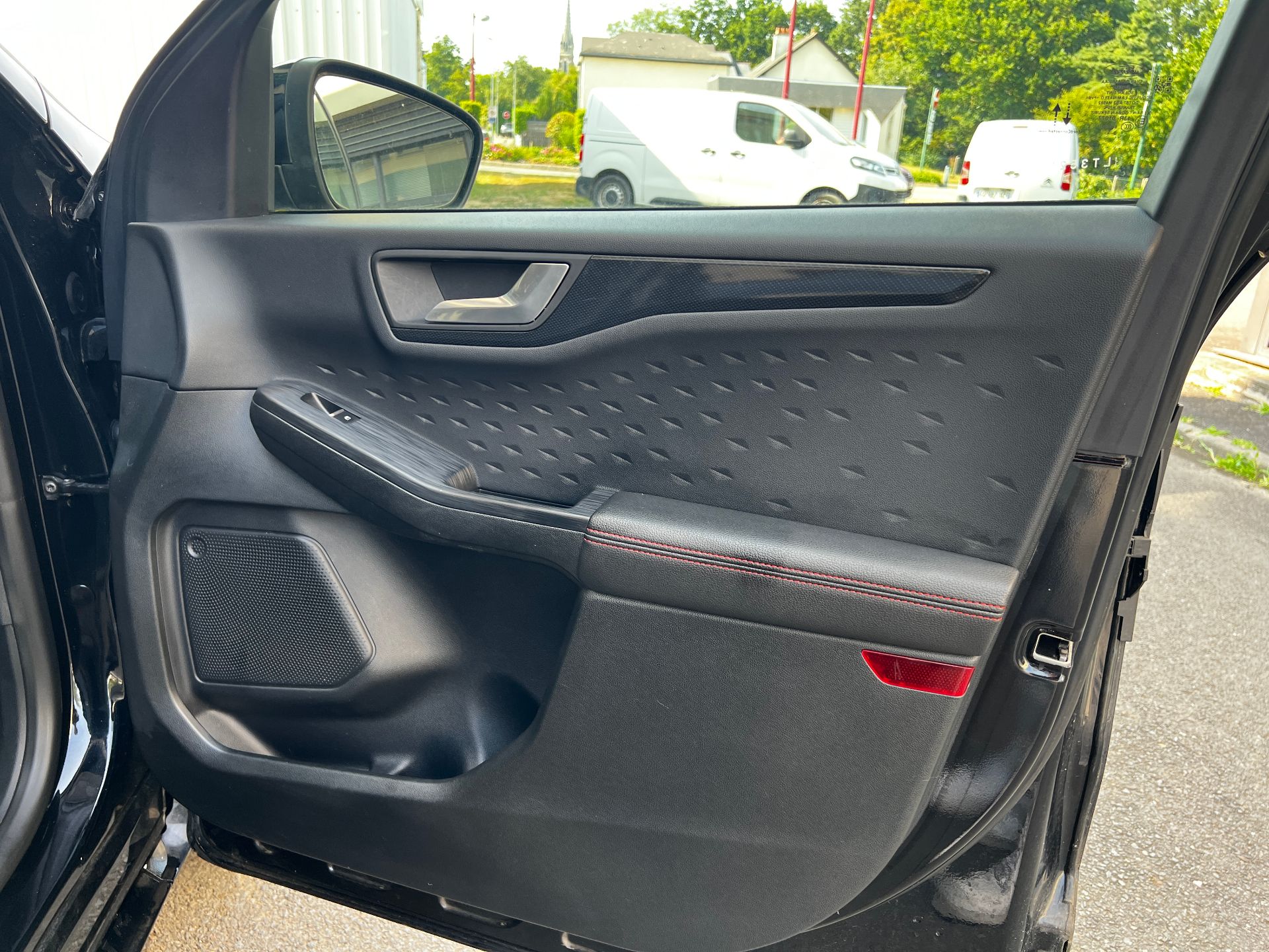 Ford Kuga 2.5 DURATEC HYBRID ST-LINE