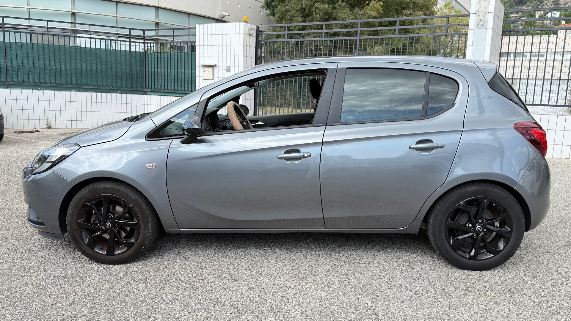 Opel Corsa 1.4i 90ch COLOR EDITION