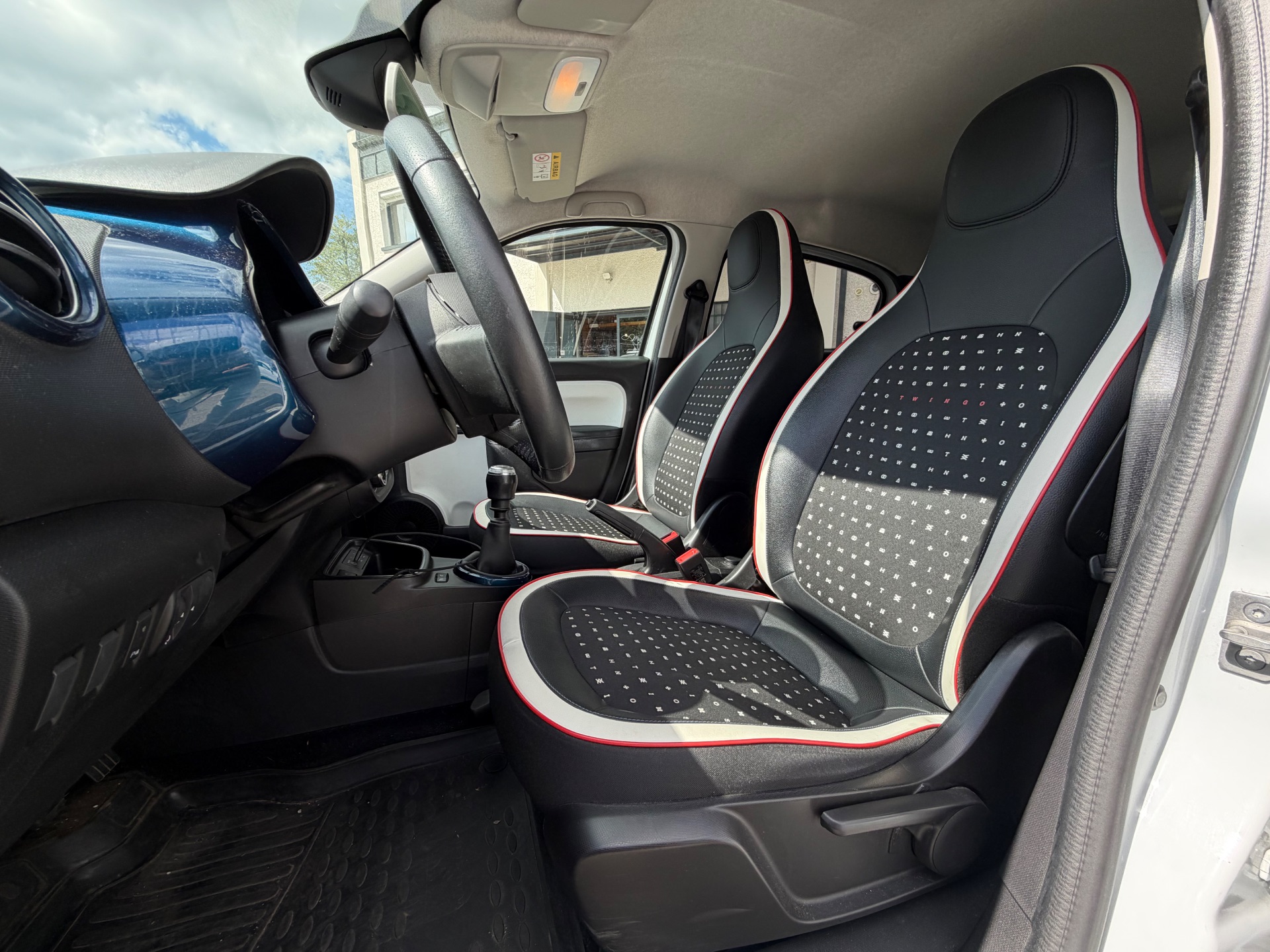 Renault Twingo 0.9 TCE 95ch SIGNATURE