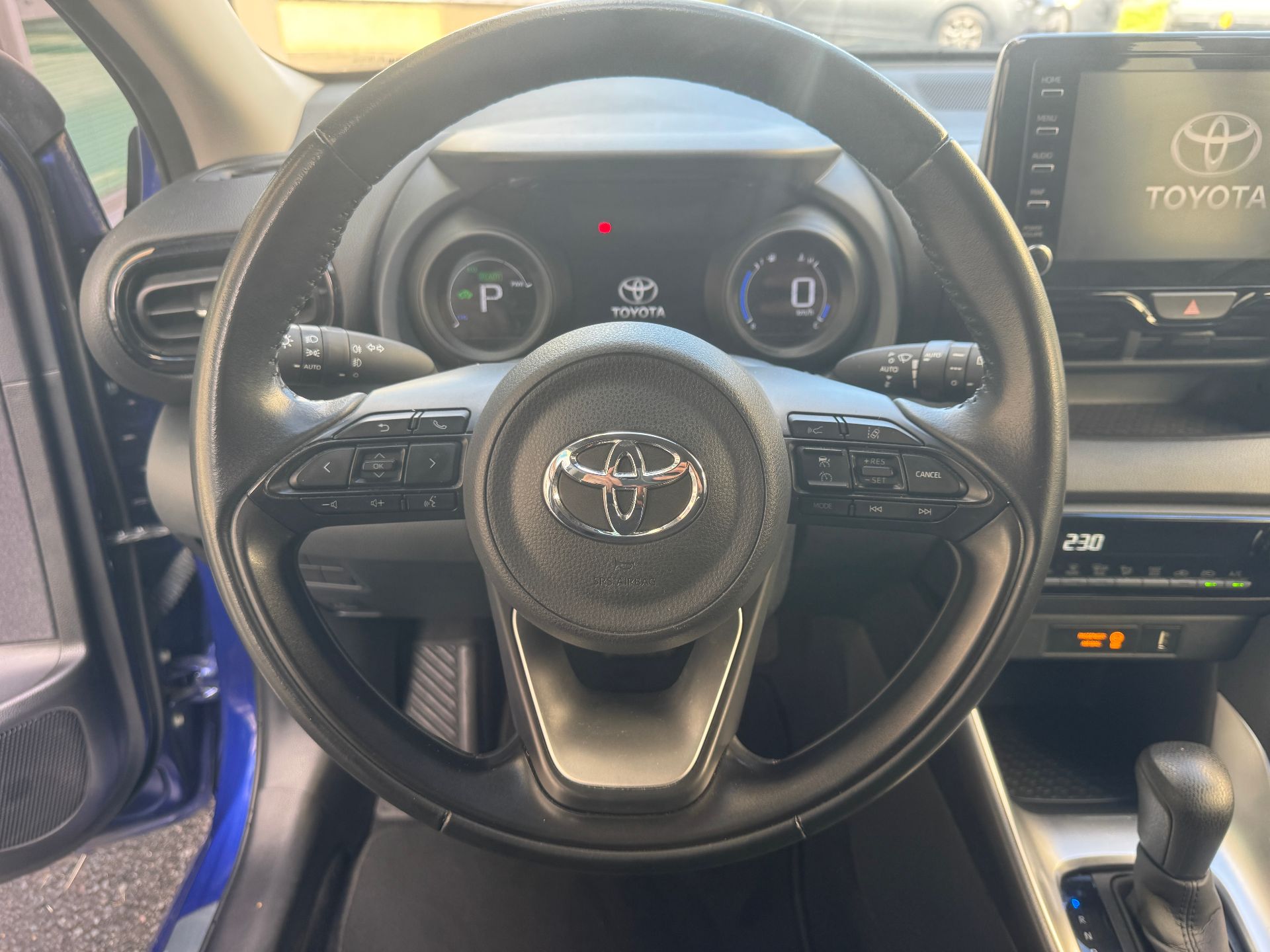 Toyota Yaris 1.5 VVTI 12V 116 HSD Hybrid E-CVT 92ch DESIGN PACK