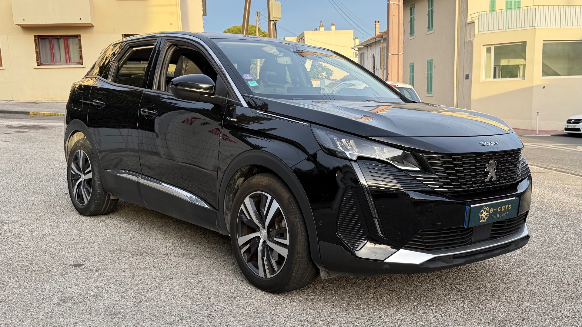 Peugeot 3008 1.6 HYBRID RECHARGEABLE e-EAT8 225ch ALLURE