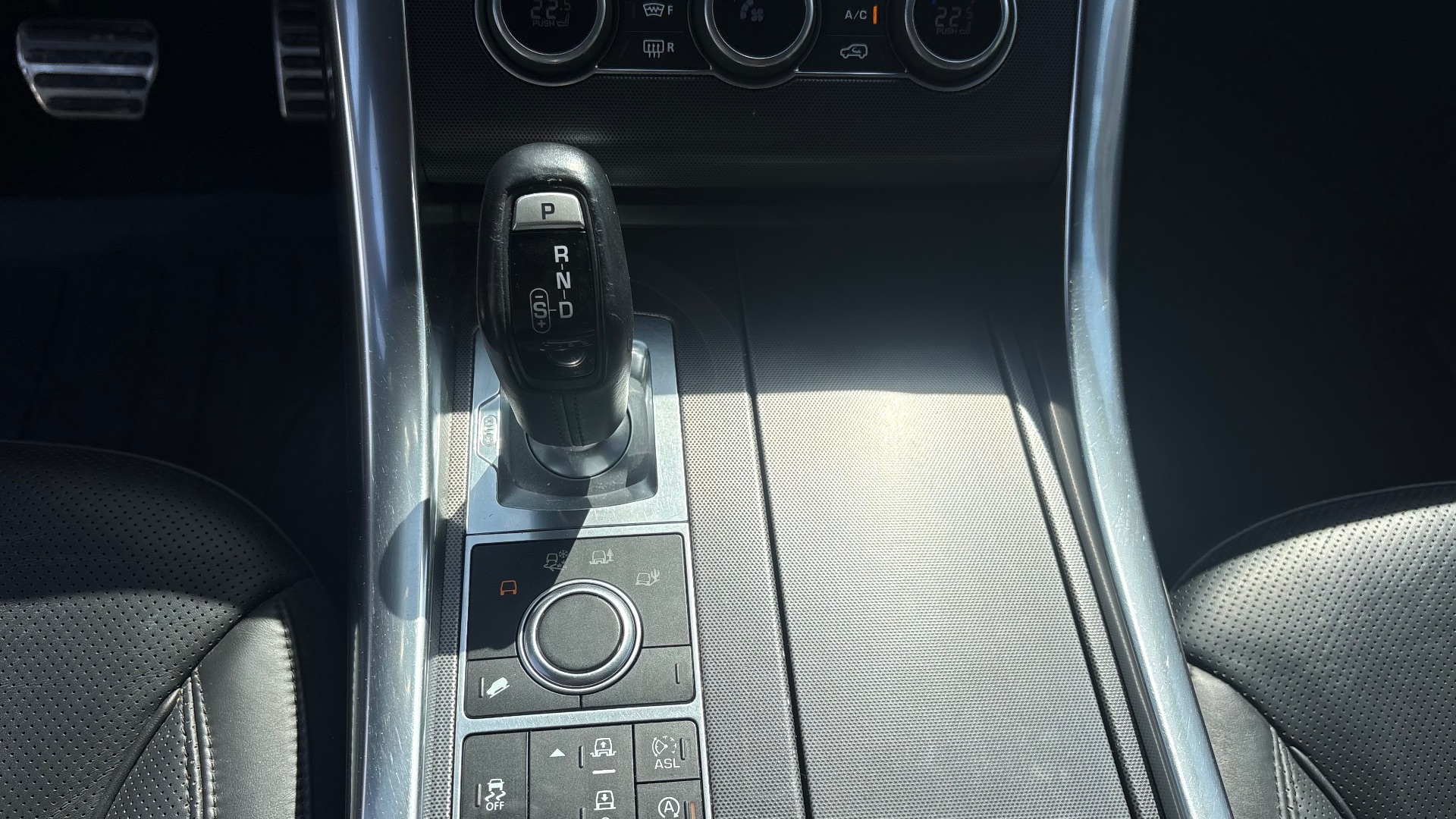 range rover land rover sport 3.0 tdv6 258ch dynamic