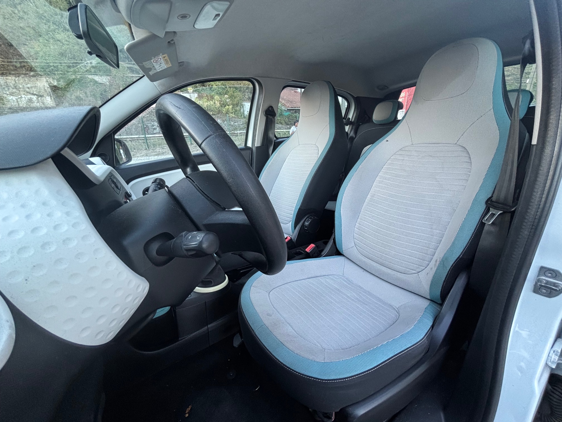 RENAULT TWINGO 1.0 TCE 70ch ZEN