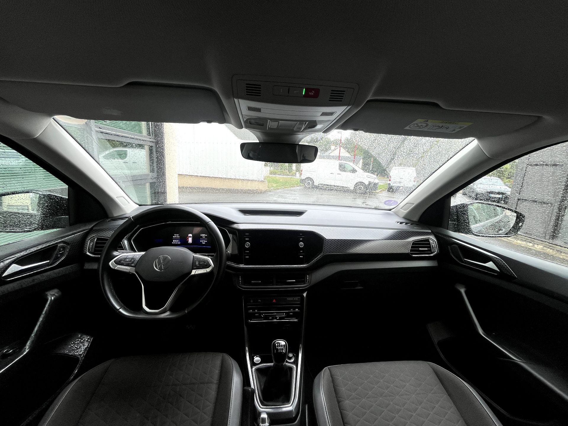 volkswagen T-Cross 110CH 110ch R-Line Tech