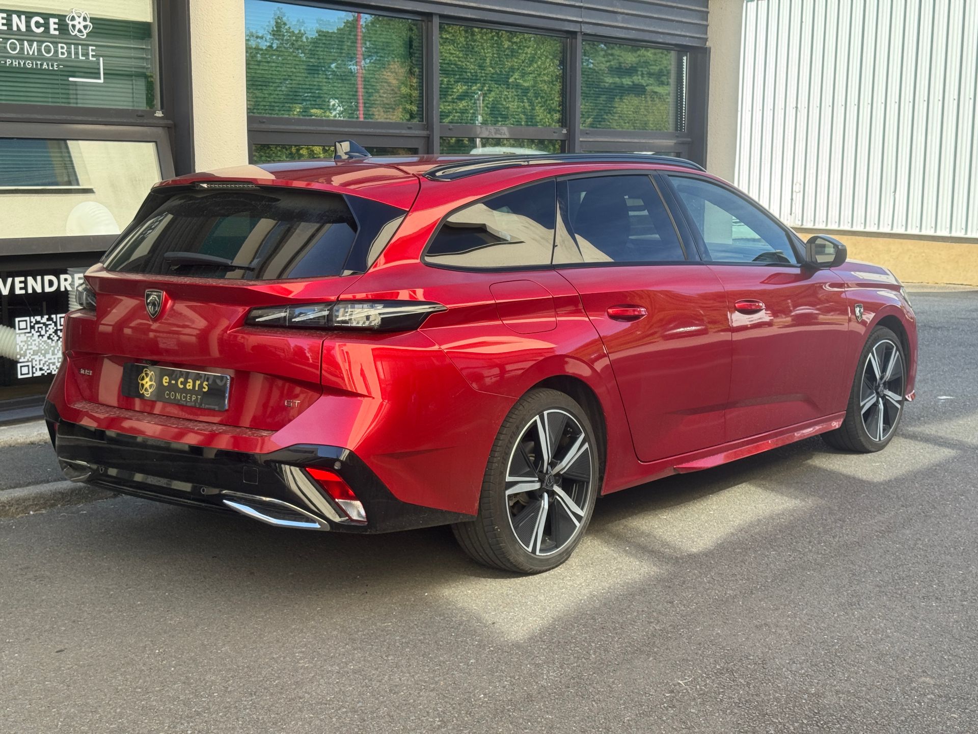 Peugeot 308 SW 1.2 HYBRID 136ch GT LINE