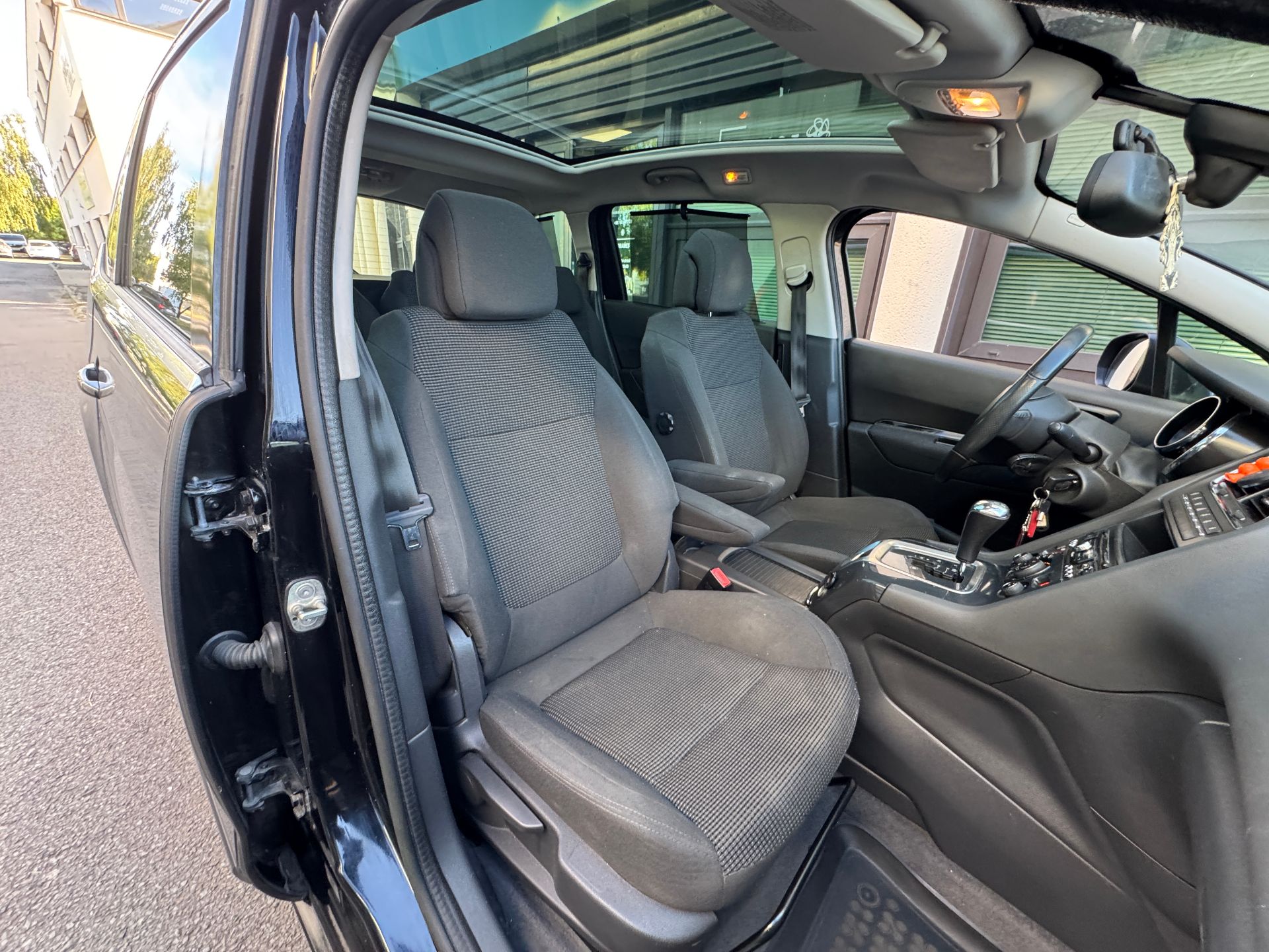 Peugeot 5008 2.0 HDI 160ch ALLURE