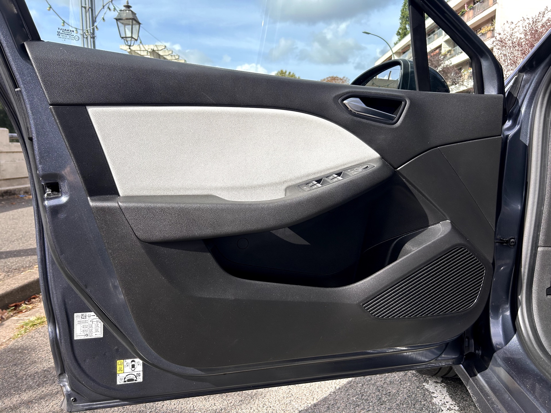 Renault Clio V 1.6 140ch etech