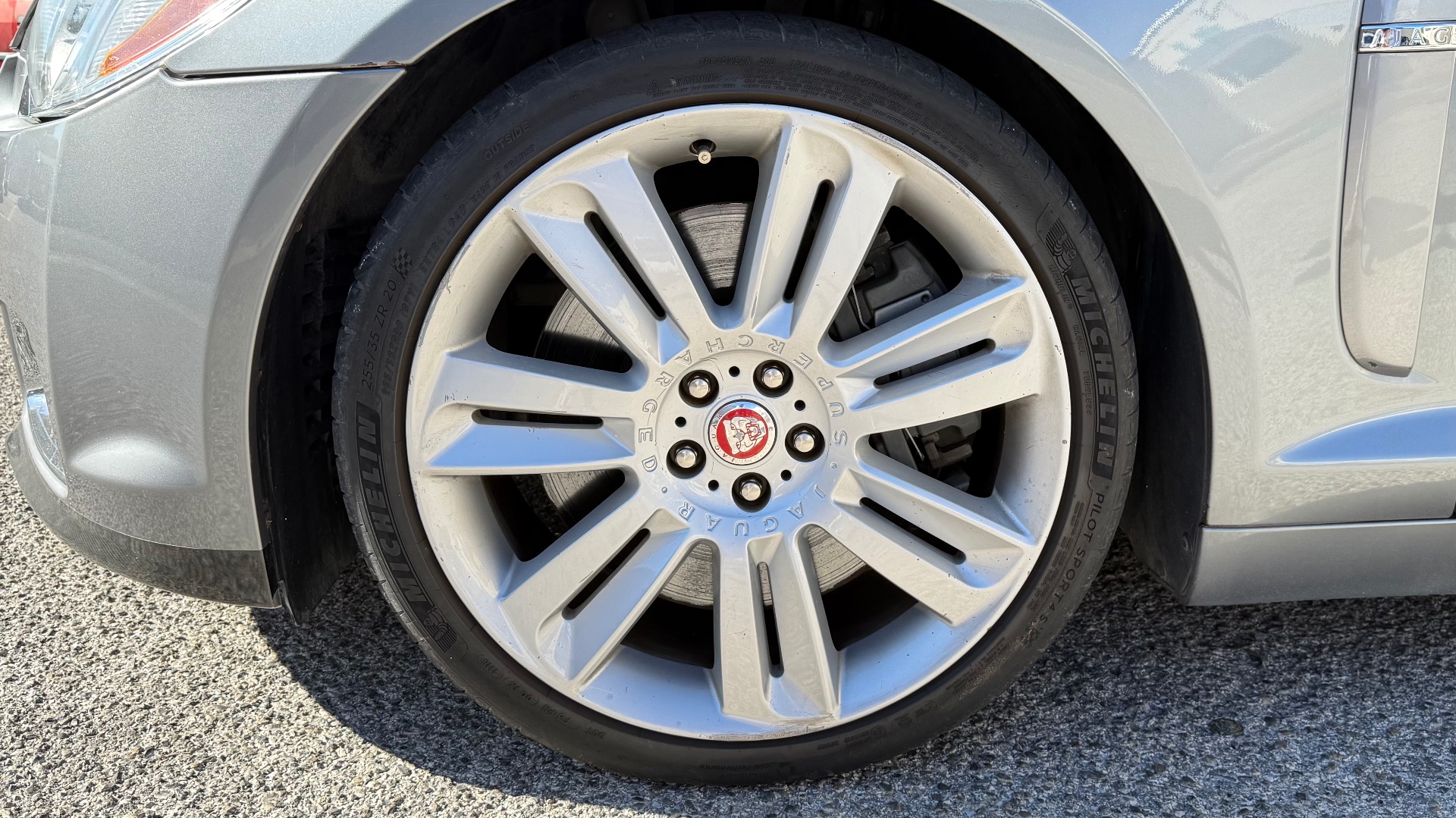 Jaguar XF 5.0 V8 510ch R SUPERCHARGED
