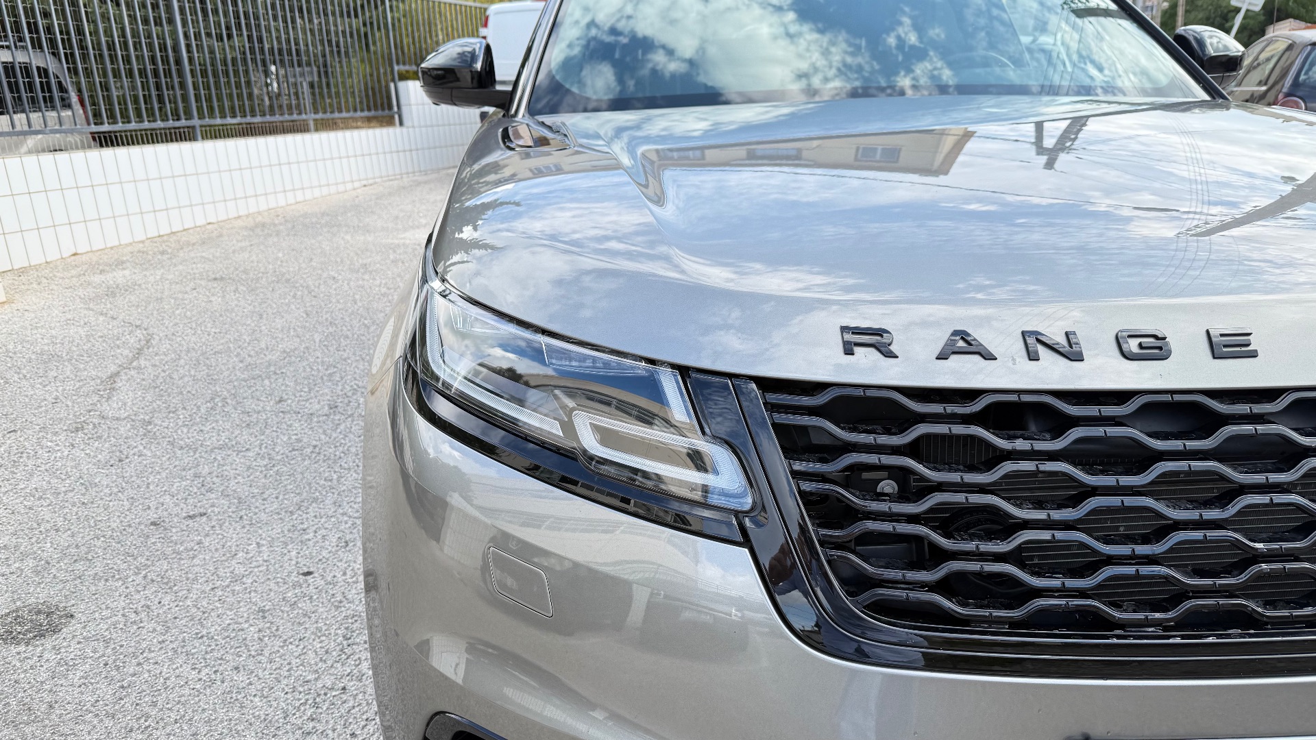 Land Rover Range Rover Velar 2.O SD4 240ch HSE R-DYNAMIC