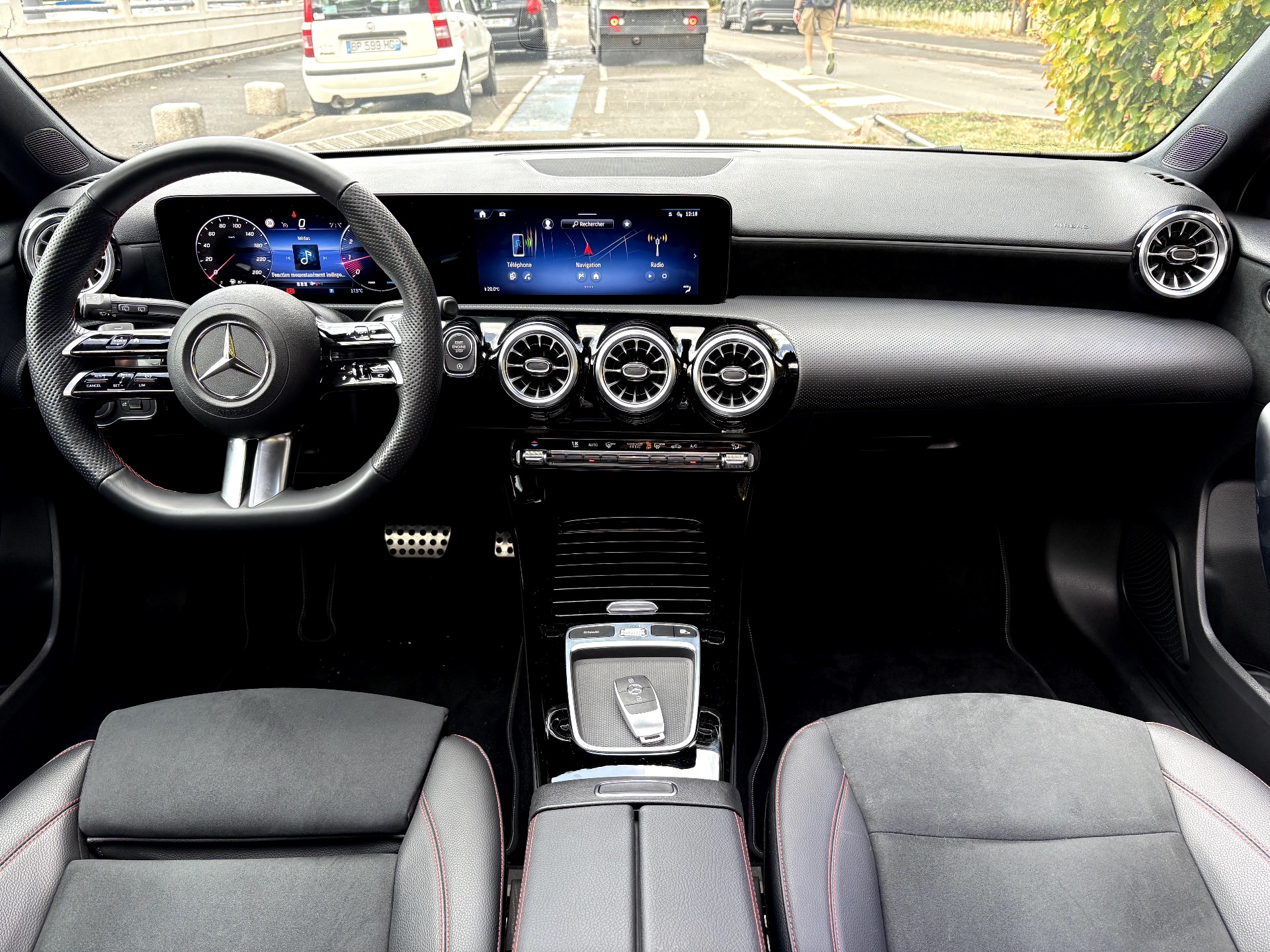 Mercedes-Benz Classe A 1.3 16V EQ Boost 7G-DCT BVA 136ch AMG LINE
