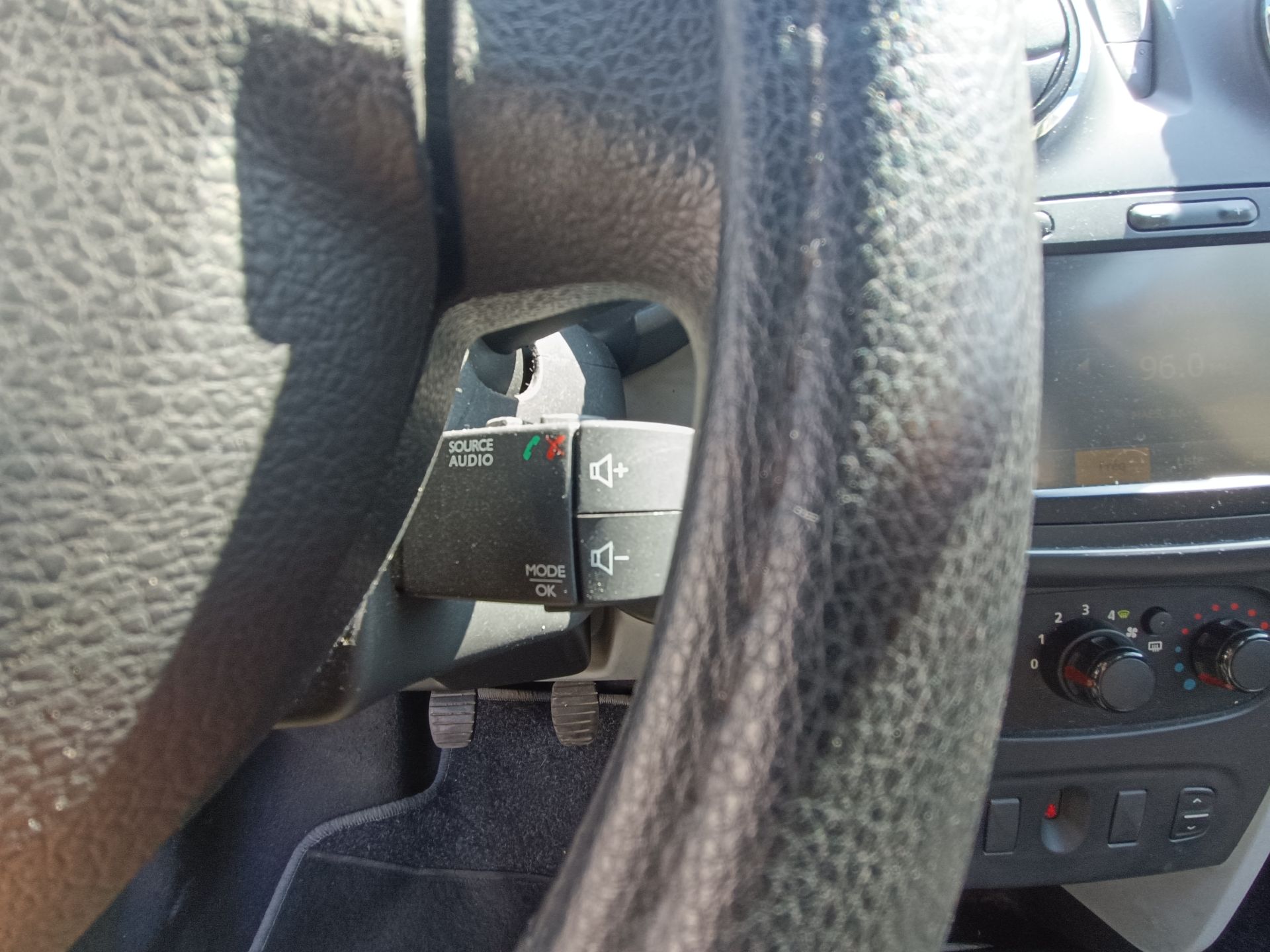 Dacia Logan 1.2i 75ch