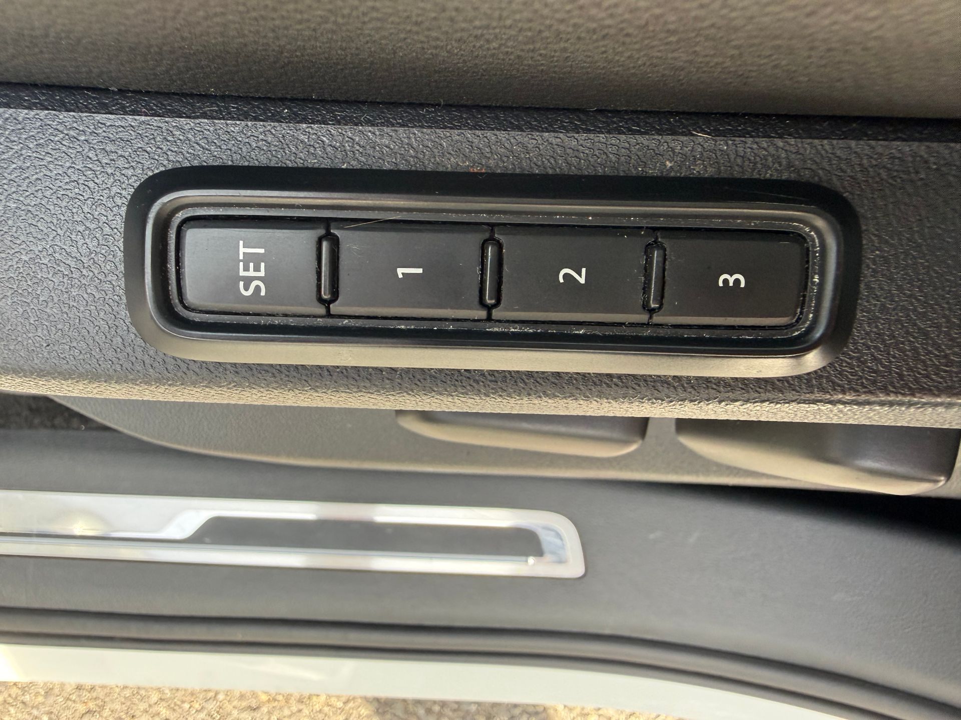 Volkswagen Tiguan 2.0 TDI 190ch R-Line Carat Exclusive