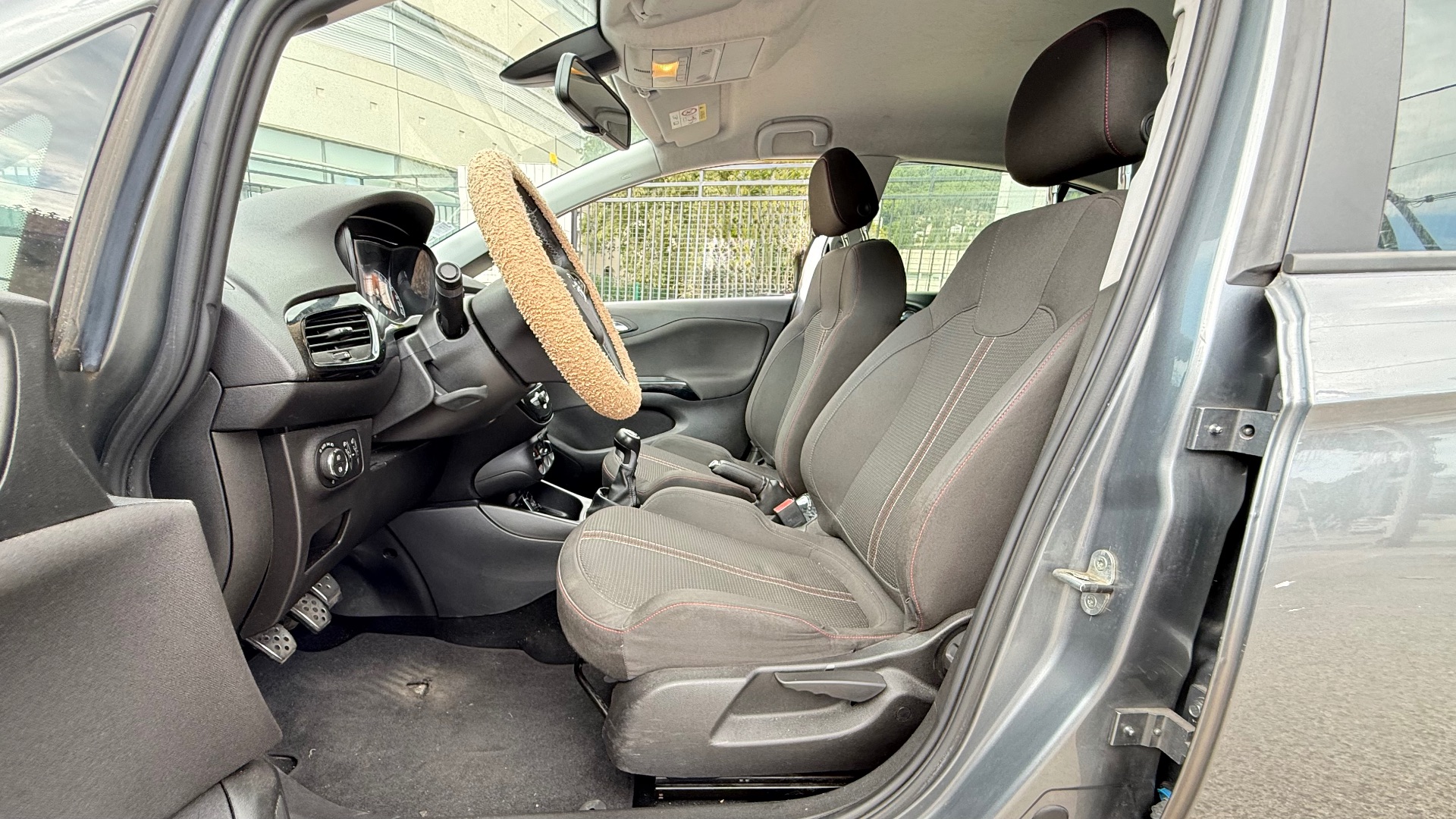 Opel Corsa 1.4i 90ch COLOR EDITION