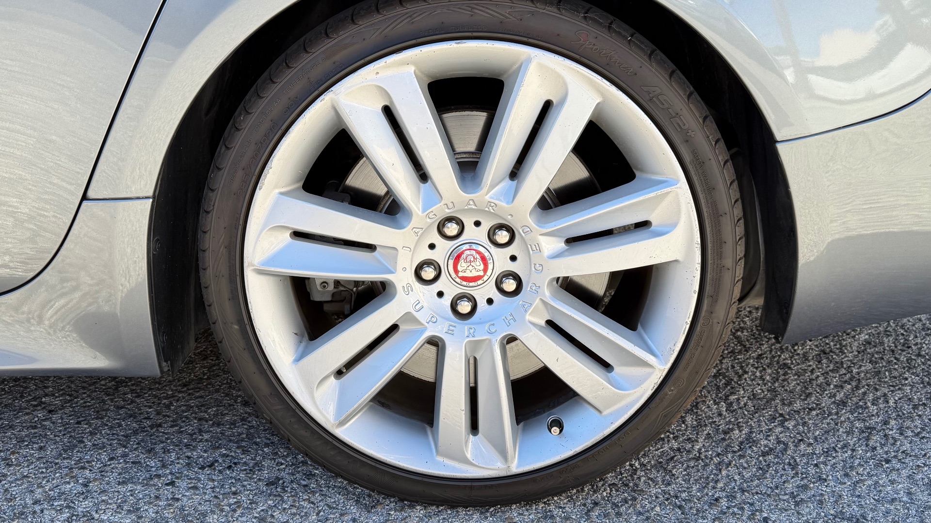 Jaguar XF 5.0 V8 510ch R SUPERCHARGED