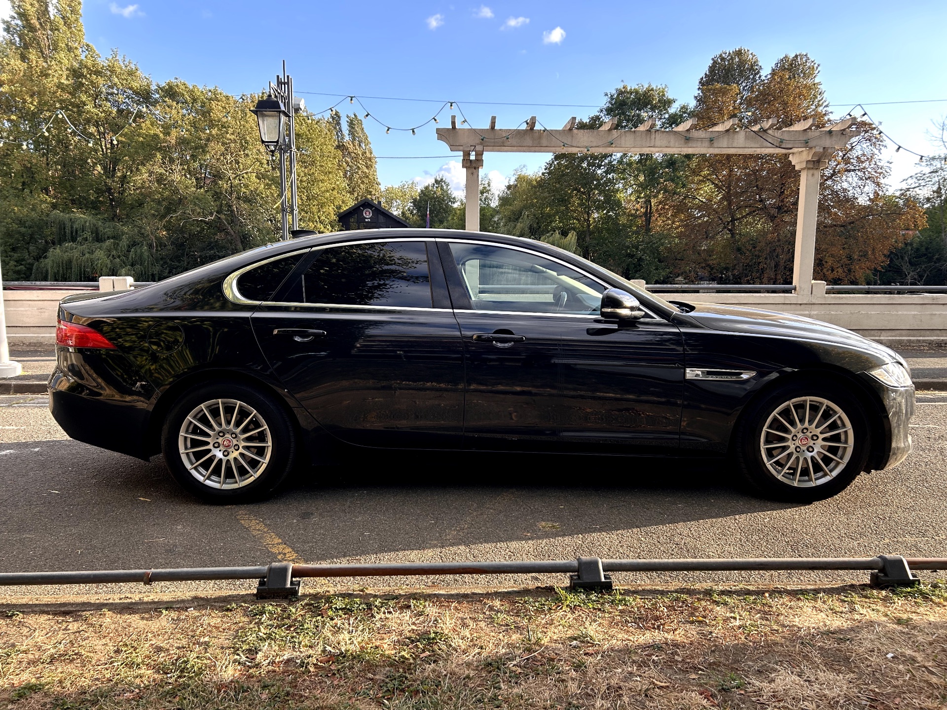 Jaguar XF 2.0 163ch performance buisness