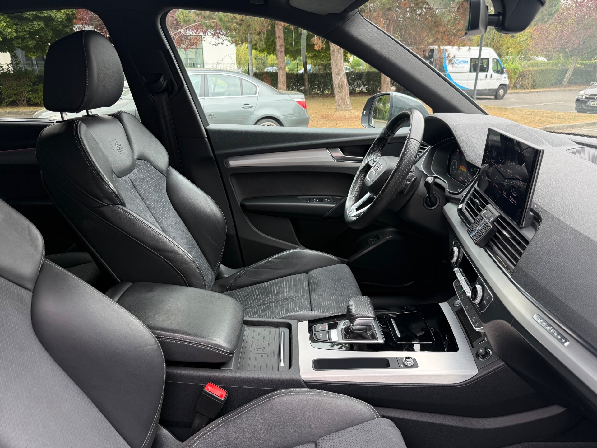 Audi Q5 55 TFSIe 2.0 367ch Hybrid 367ch S-line
