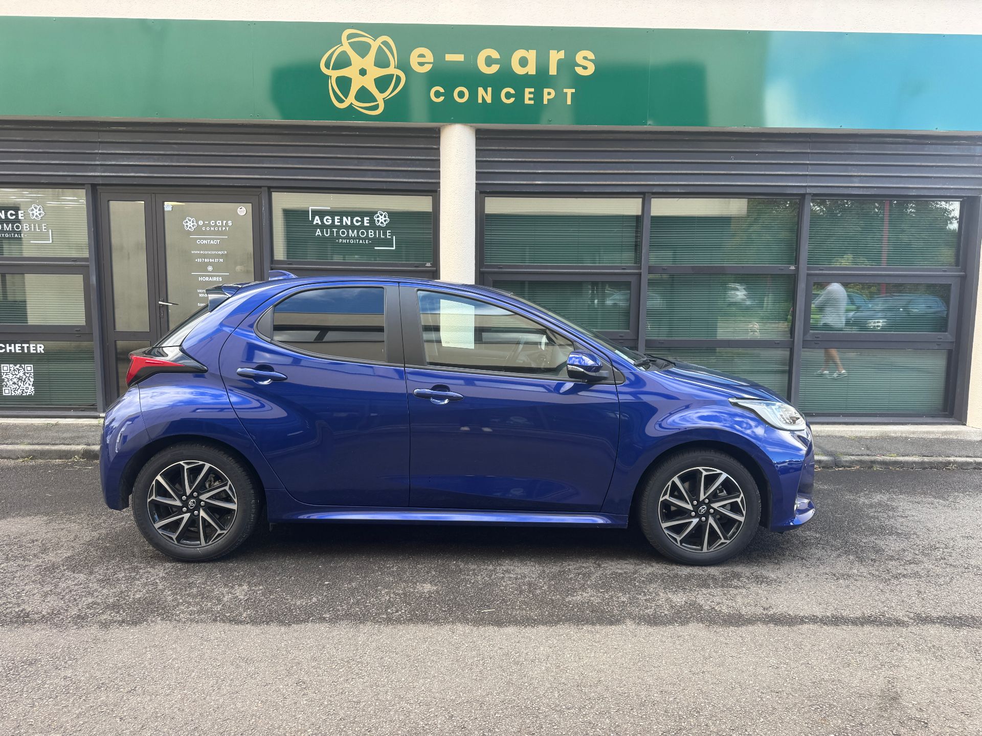 Toyota Yaris 1.5 VVTI 12V 116 HSD Hybrid E-CVT 92ch DESIGN PACK