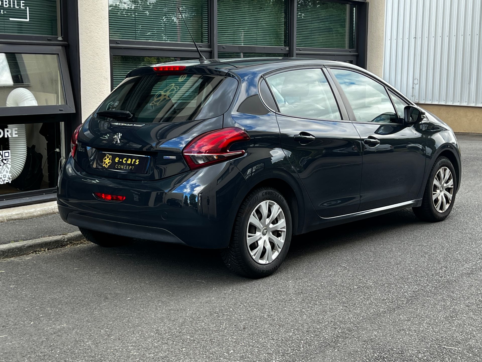 Peugoet 208 1.2 Pure tech 82ch ACTIVE
