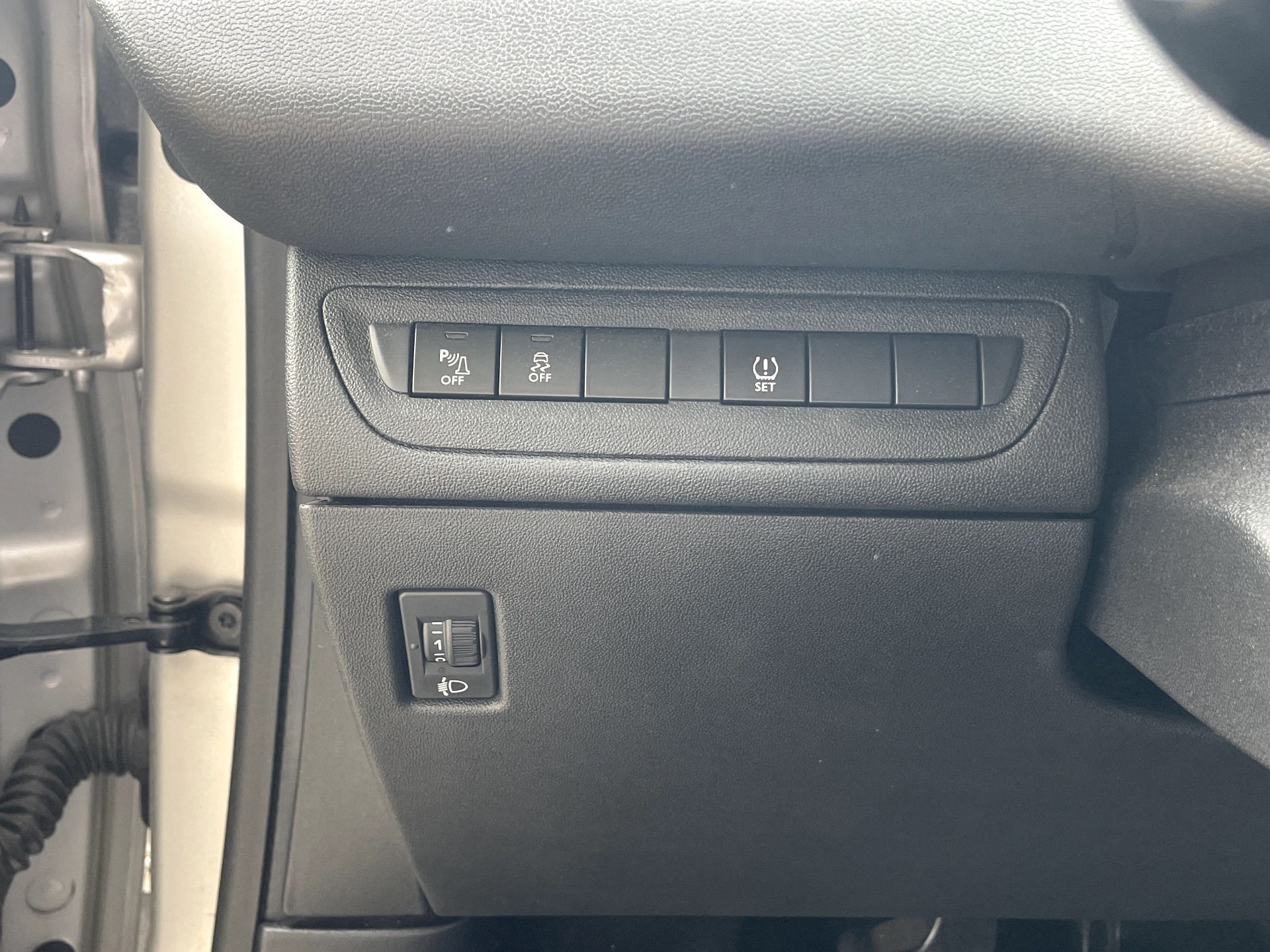 Peugeot 208 1.2 vti 82ch style