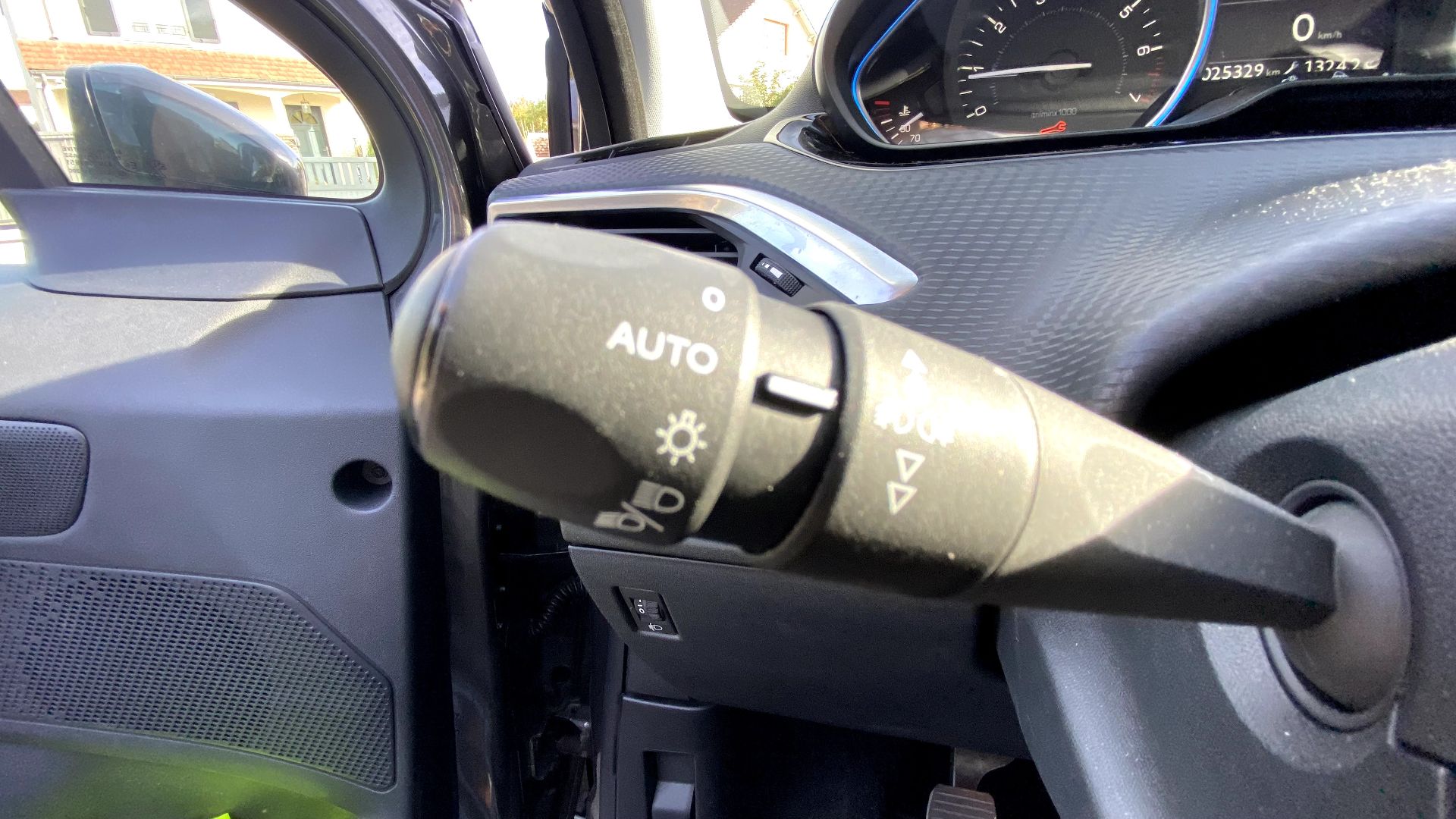 Peugeot 2008 1.2 Puretech 110ch Allure