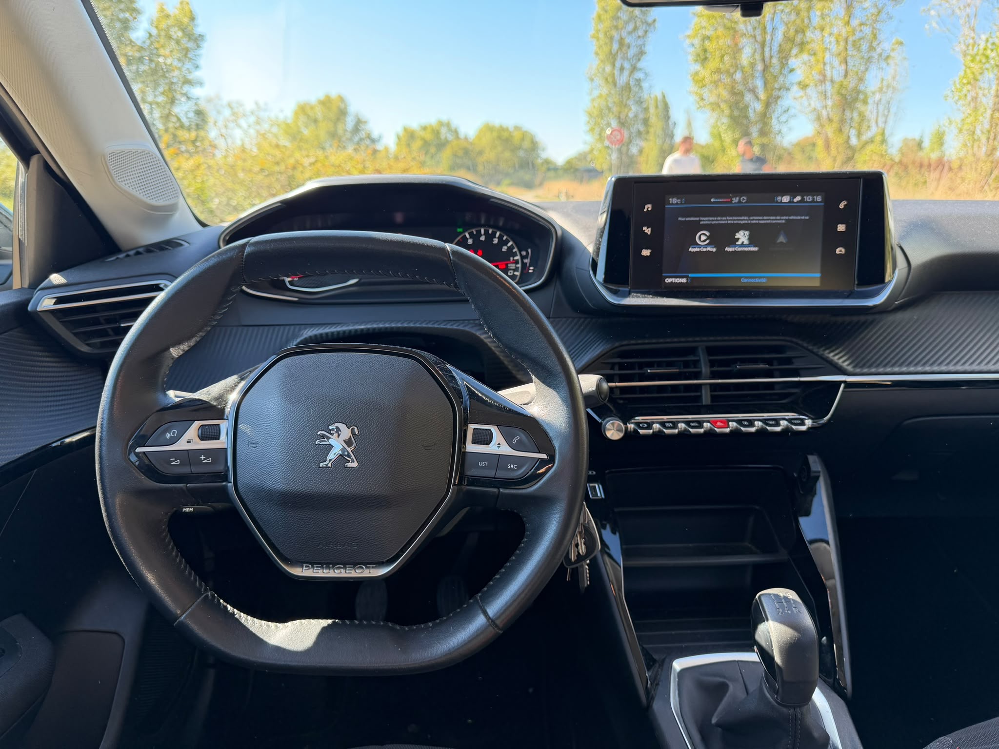 Peugeot 208 1,2 Puretech 75ch buisness